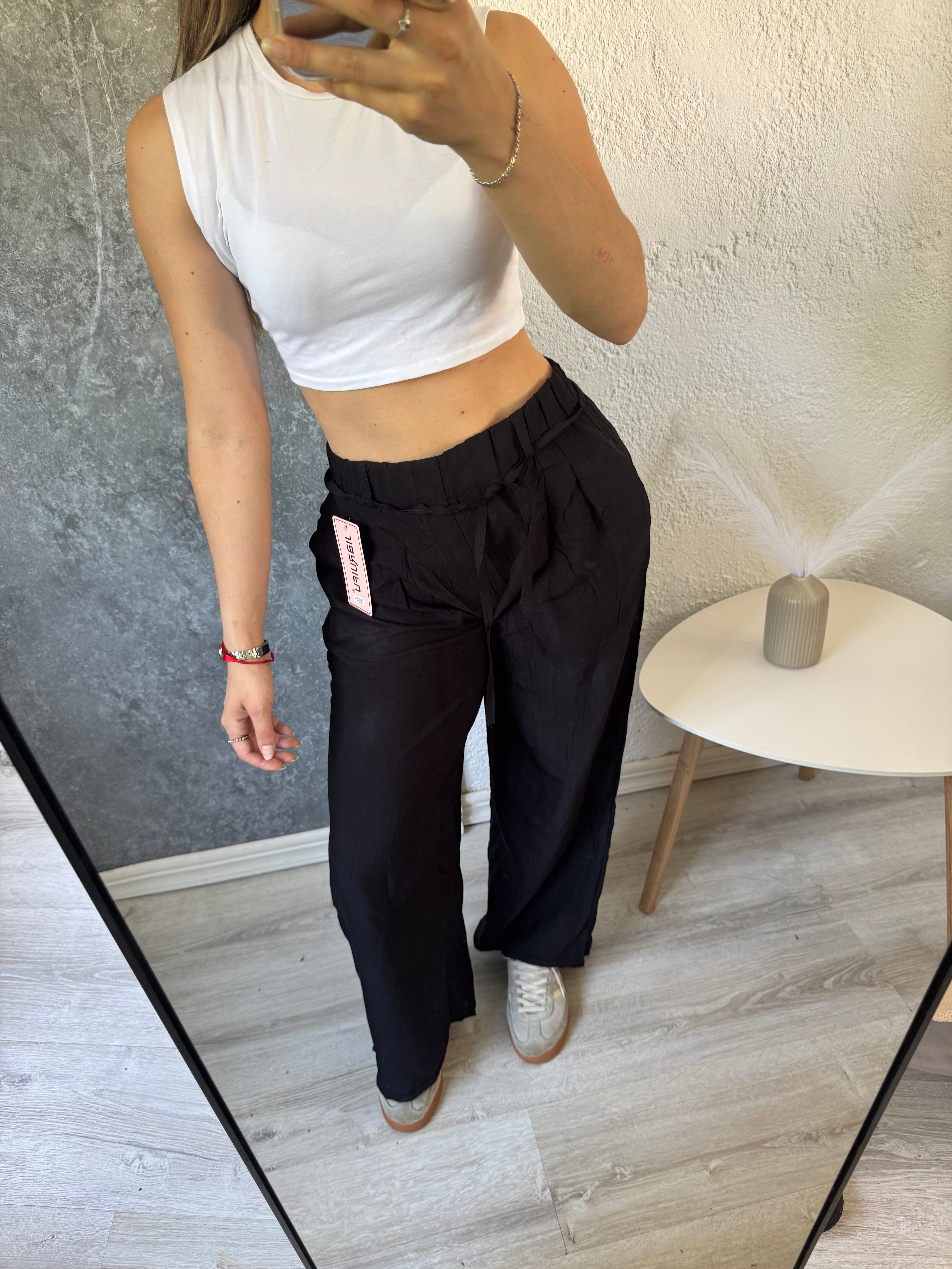 Pantalón NUEVO fresco color negro