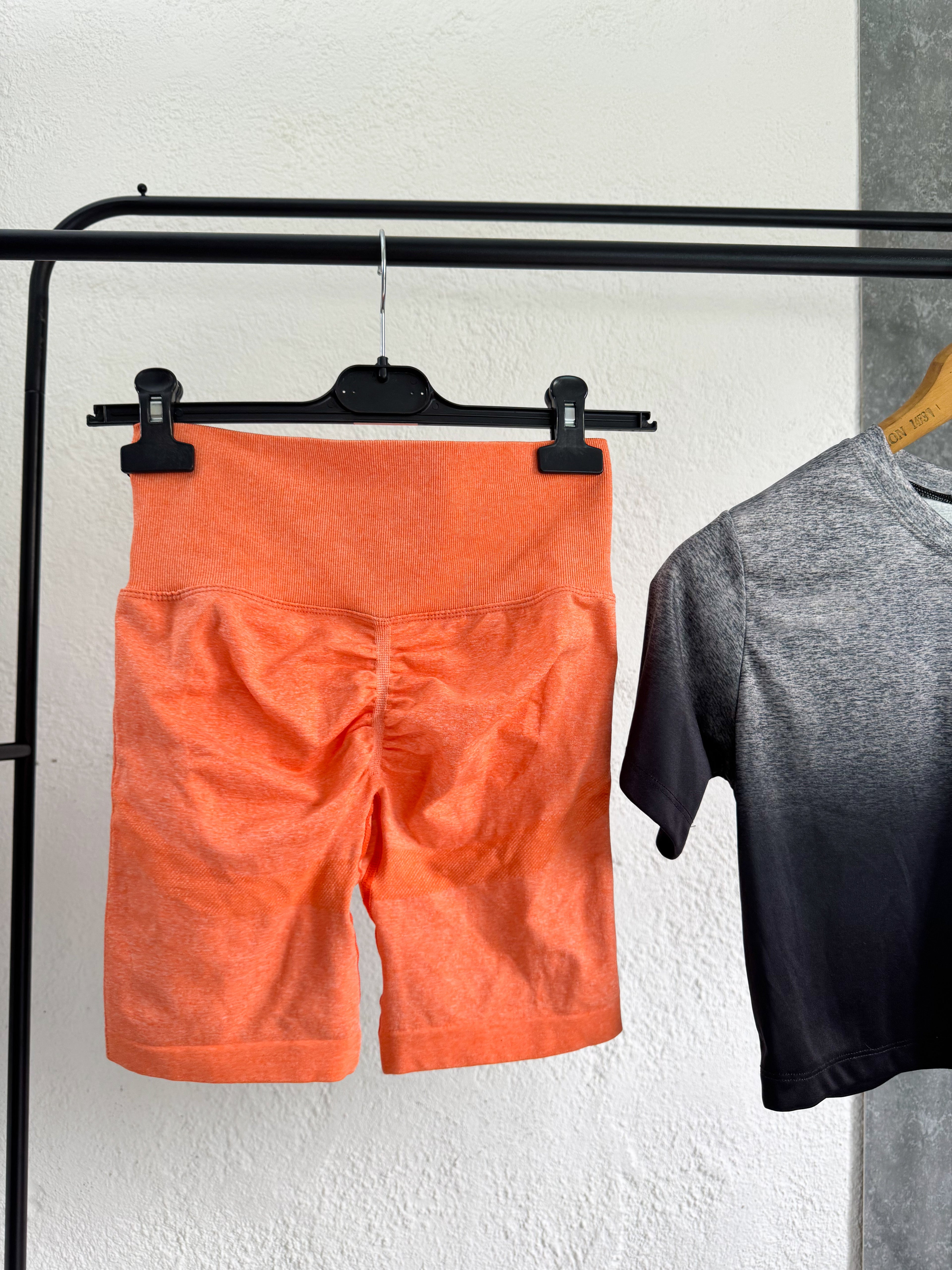 Calza gym naranja talle M