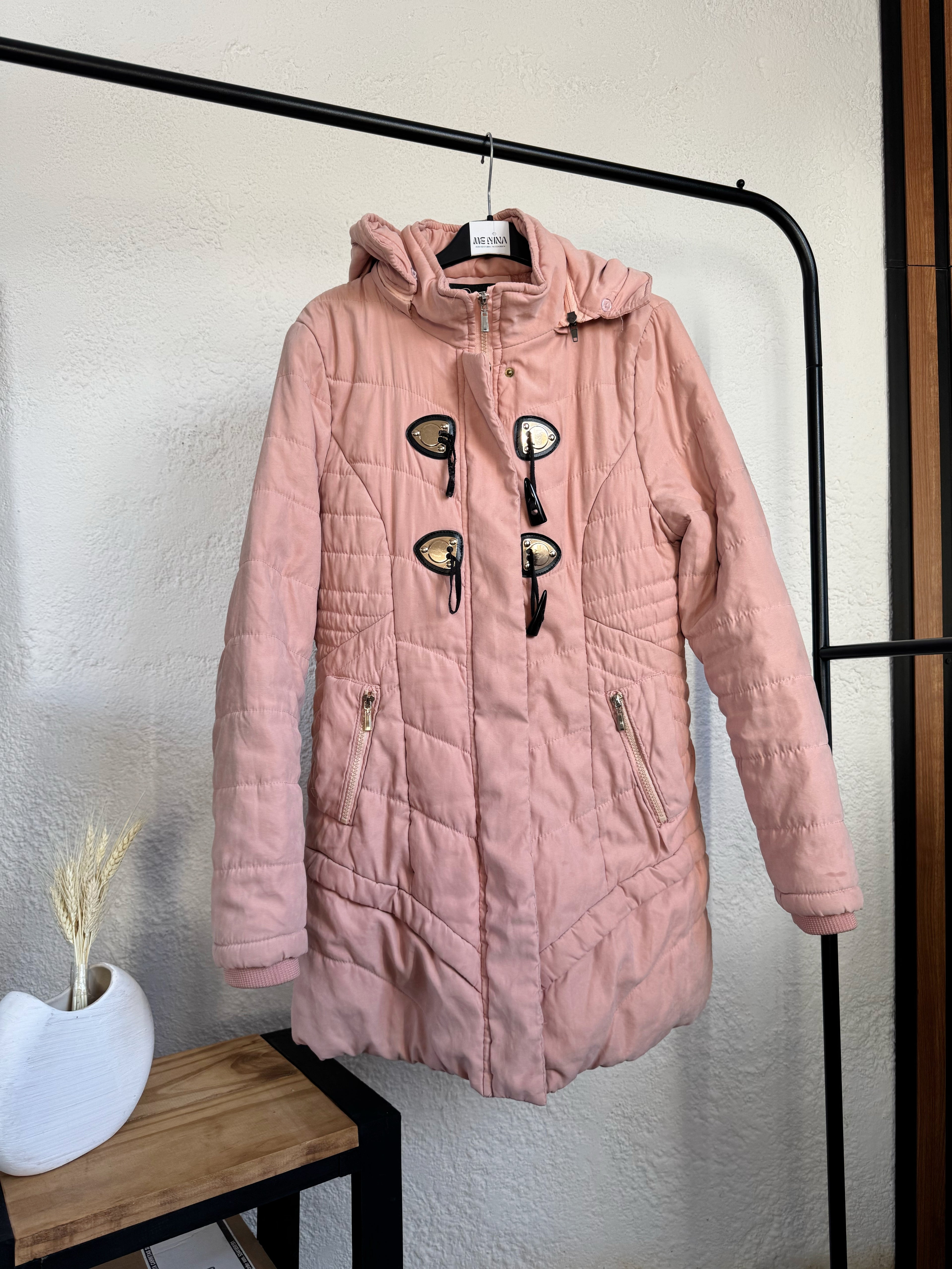 Campera de abrigo rosada