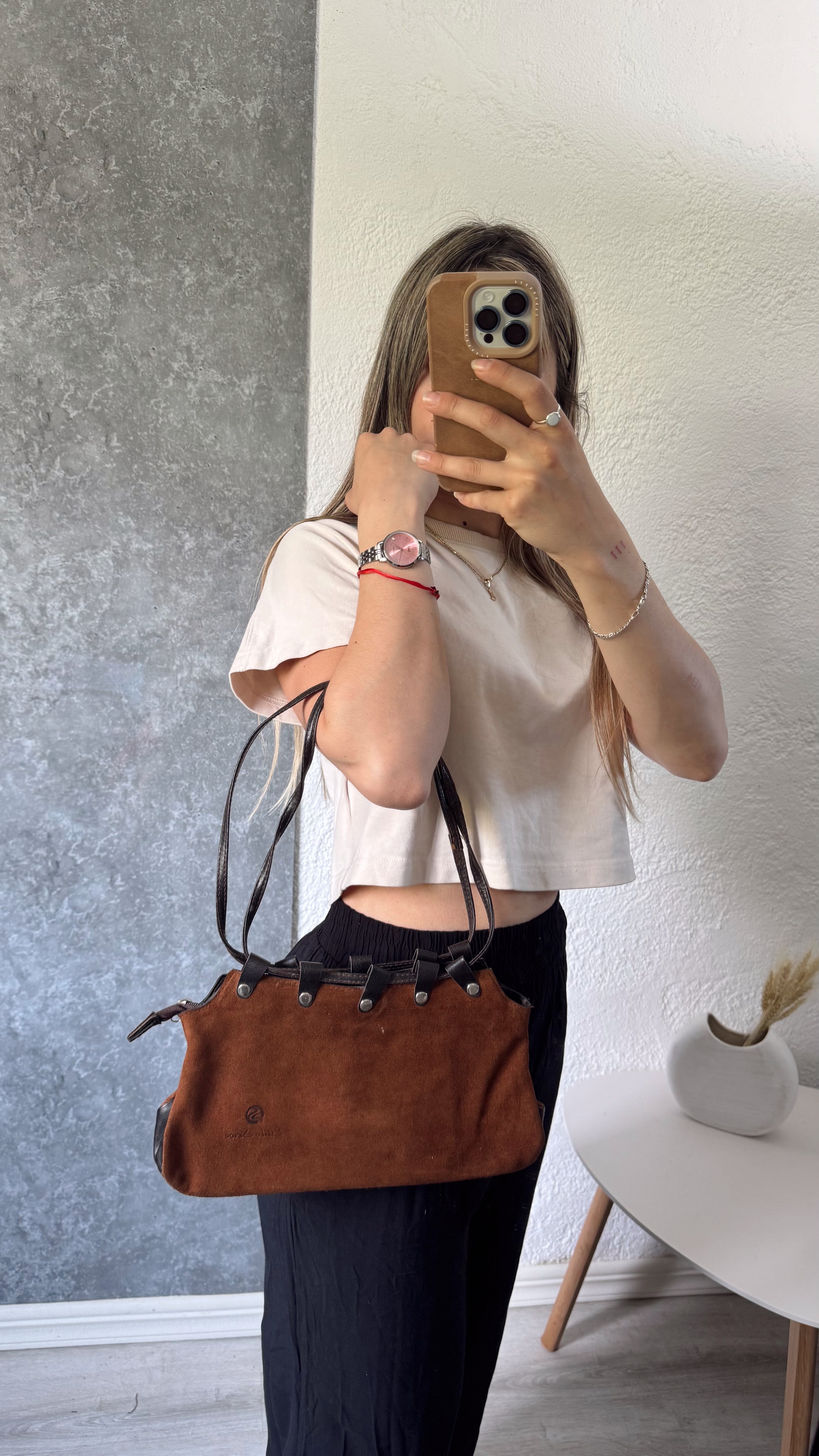 Cartera de cuero marrón