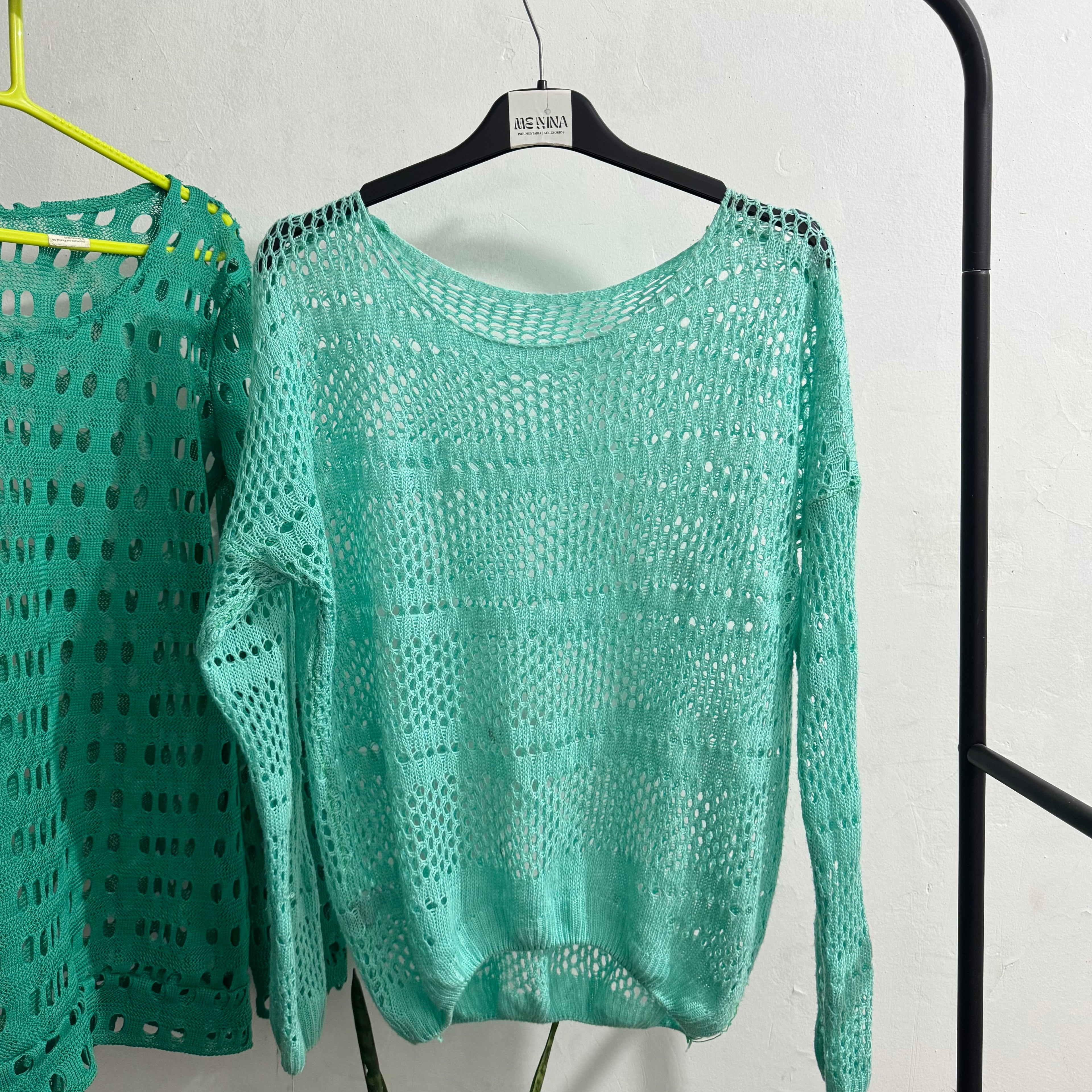 Buzo calado verde agua