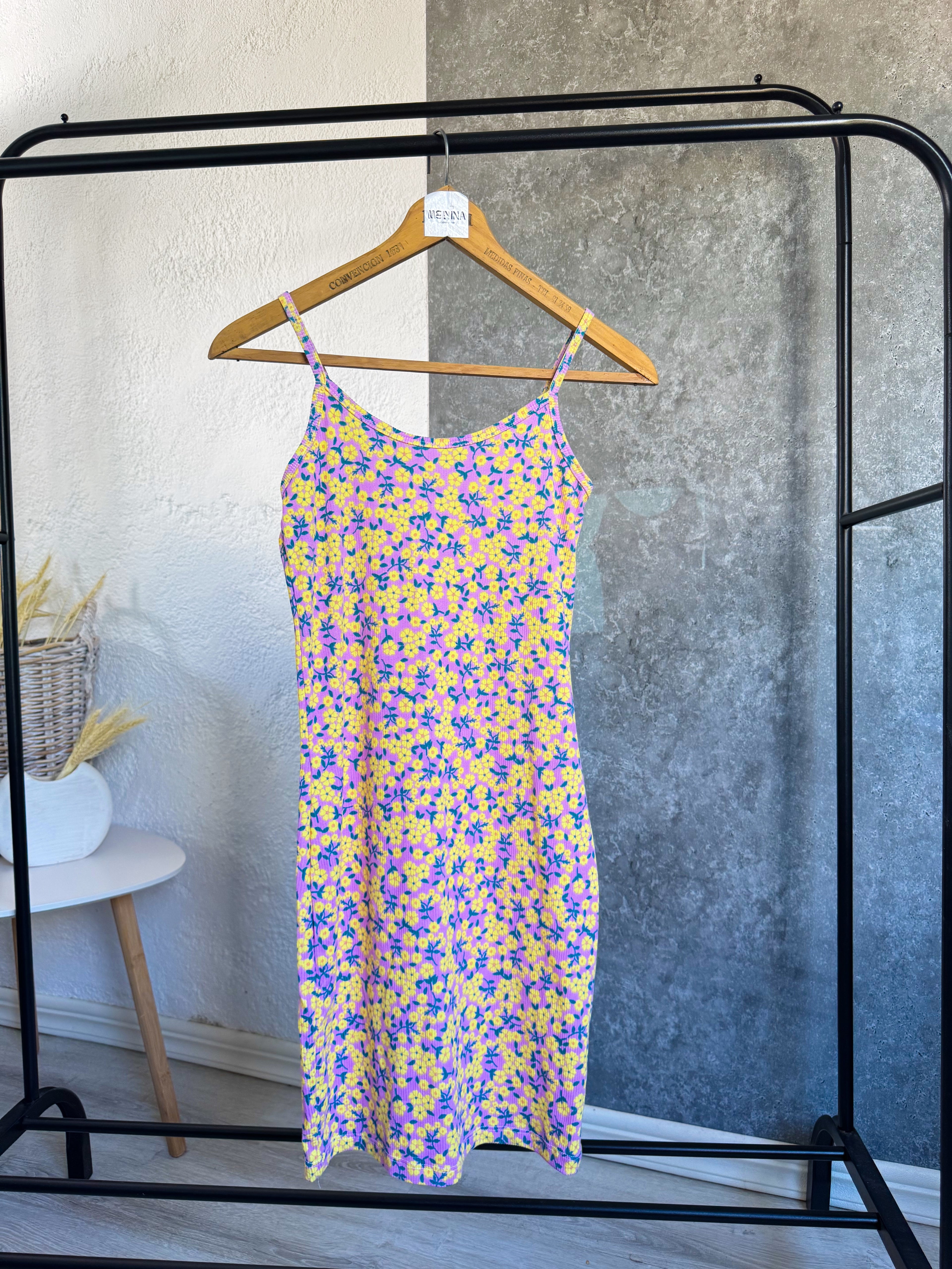 Vestido floreado talle S