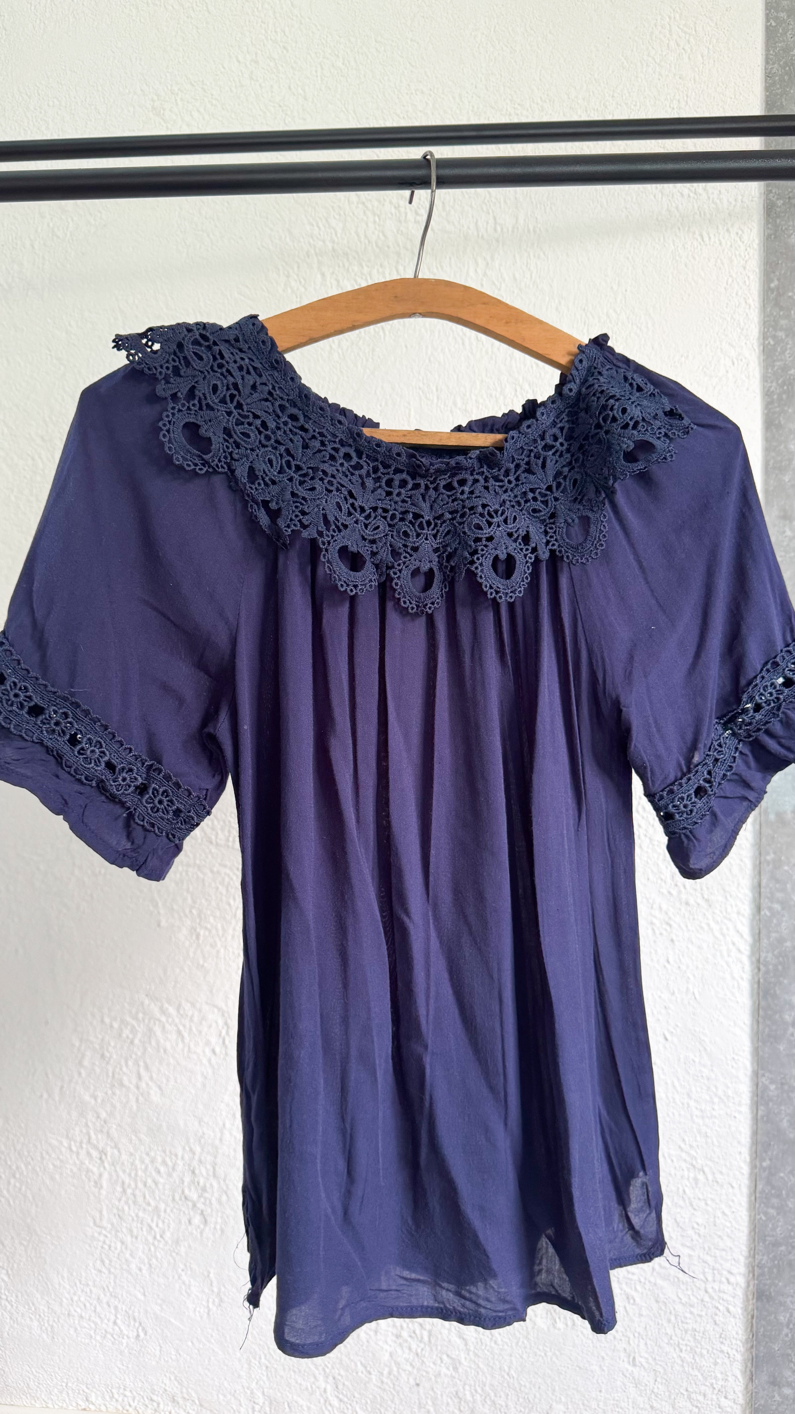 Blusa azul talle L/XL