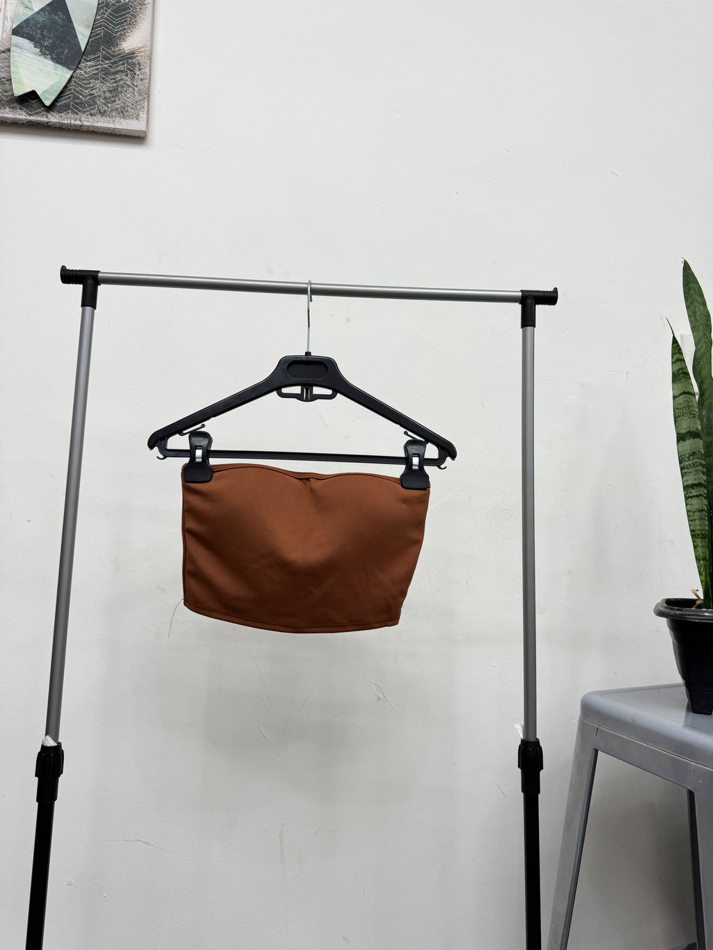 Top strapless marrón