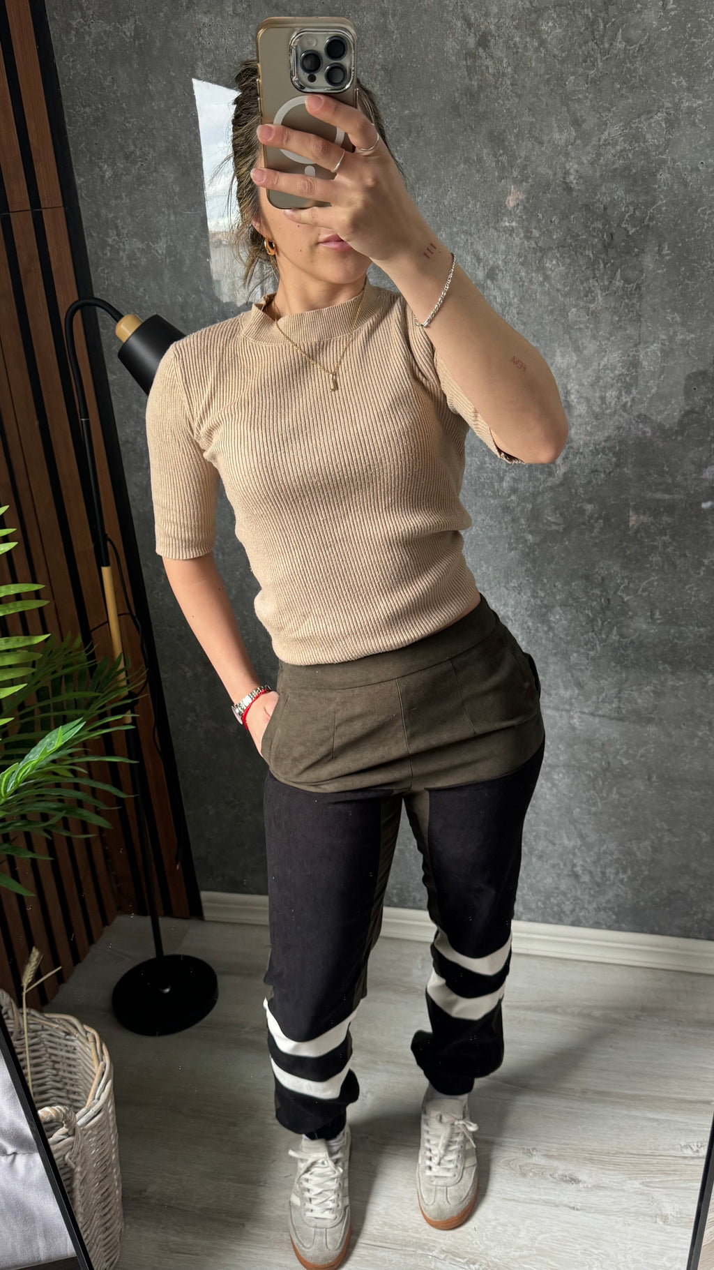 Pantalón Bellmur verde militar