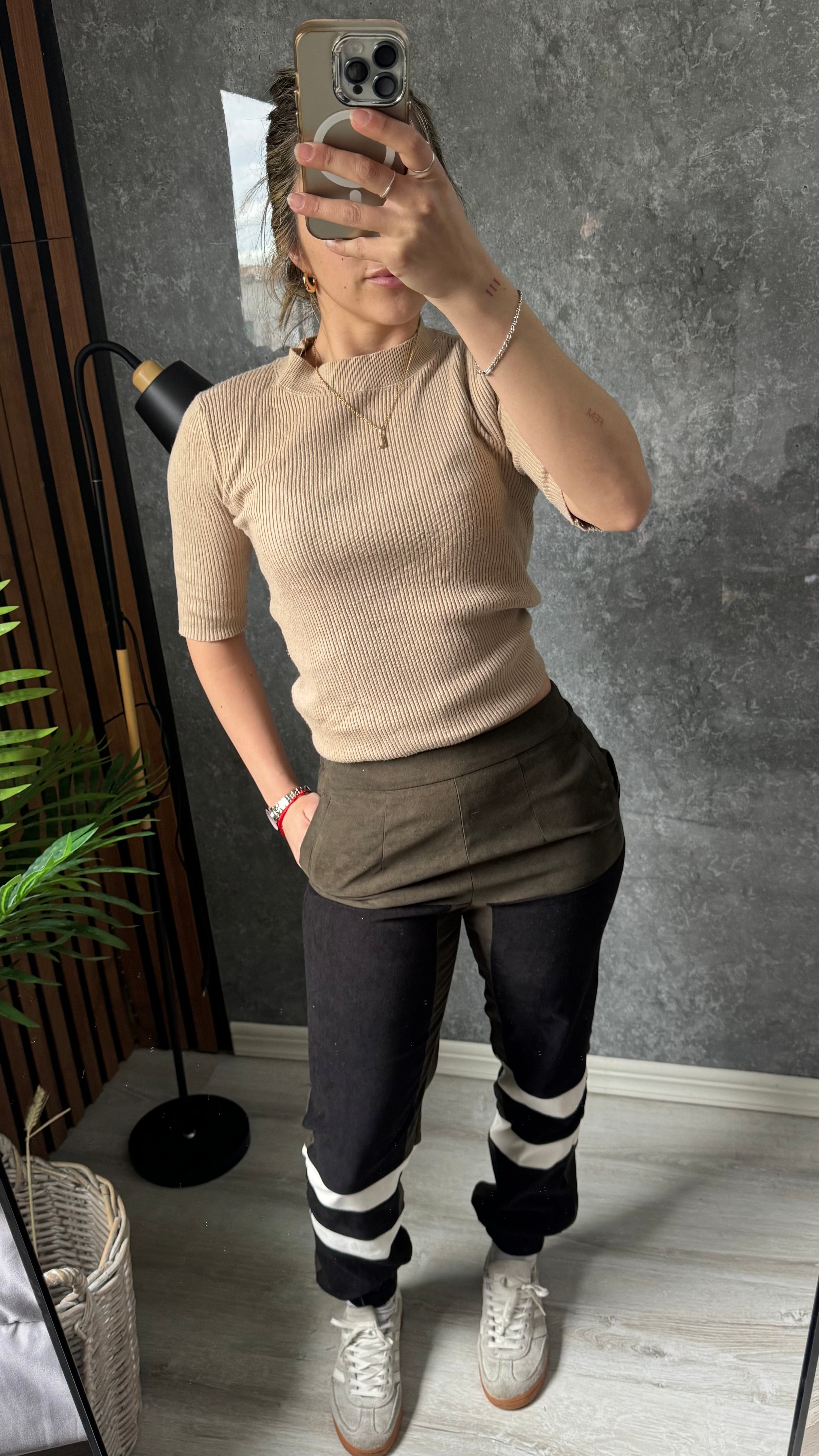 Pantalón Bellmur verde militar