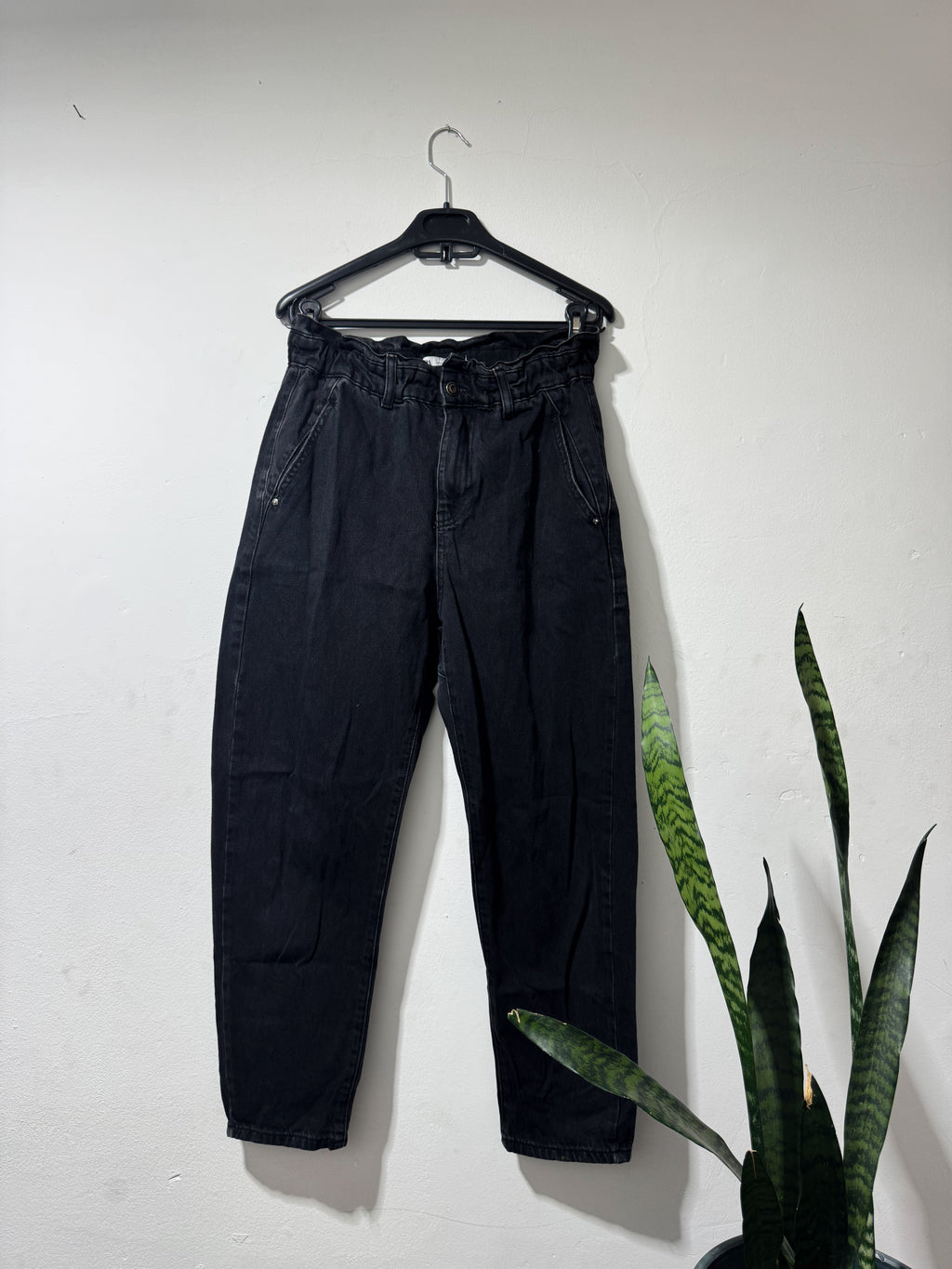 Jean ZARA negro talle 34