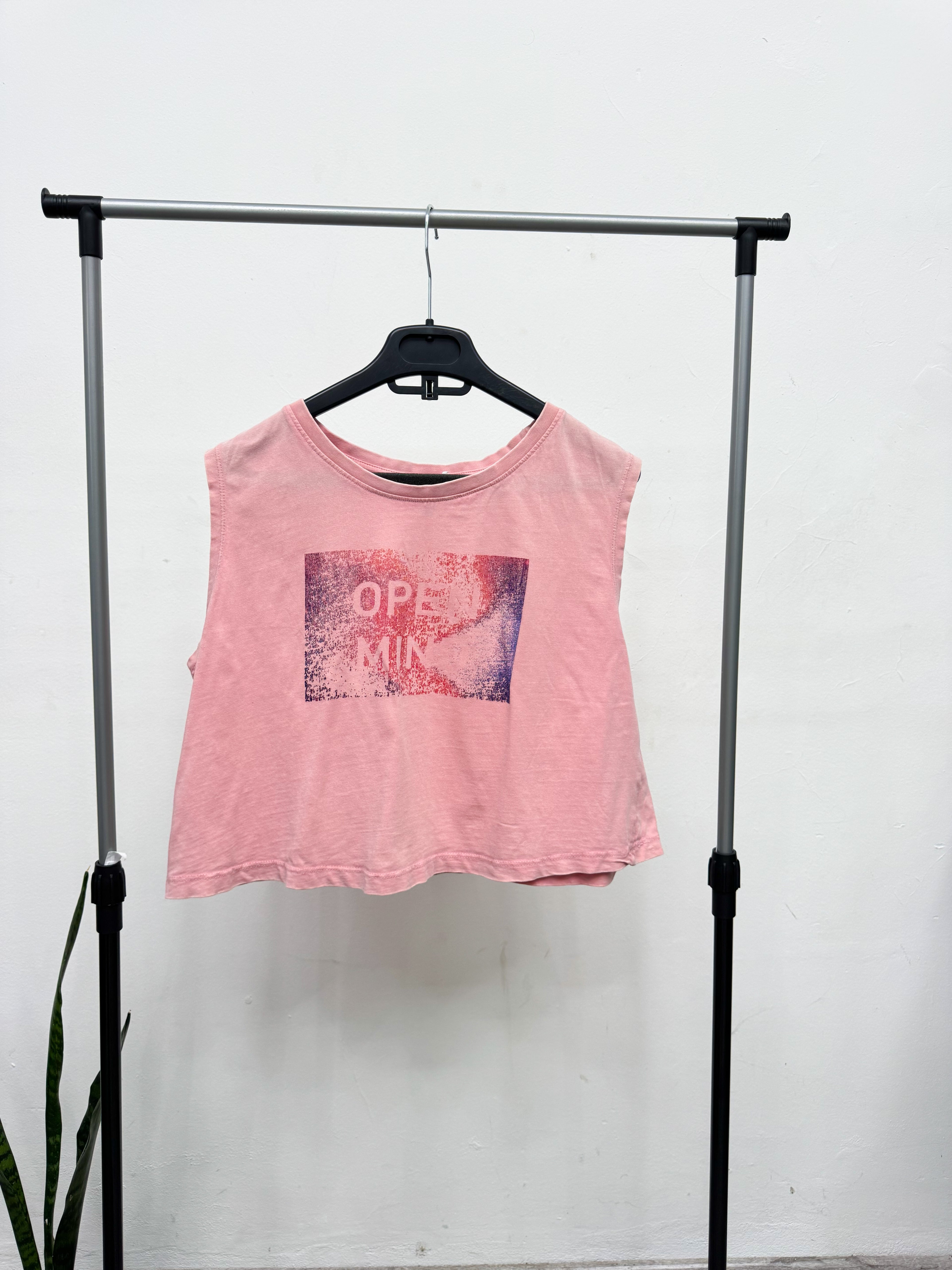 Top musculosa rosado