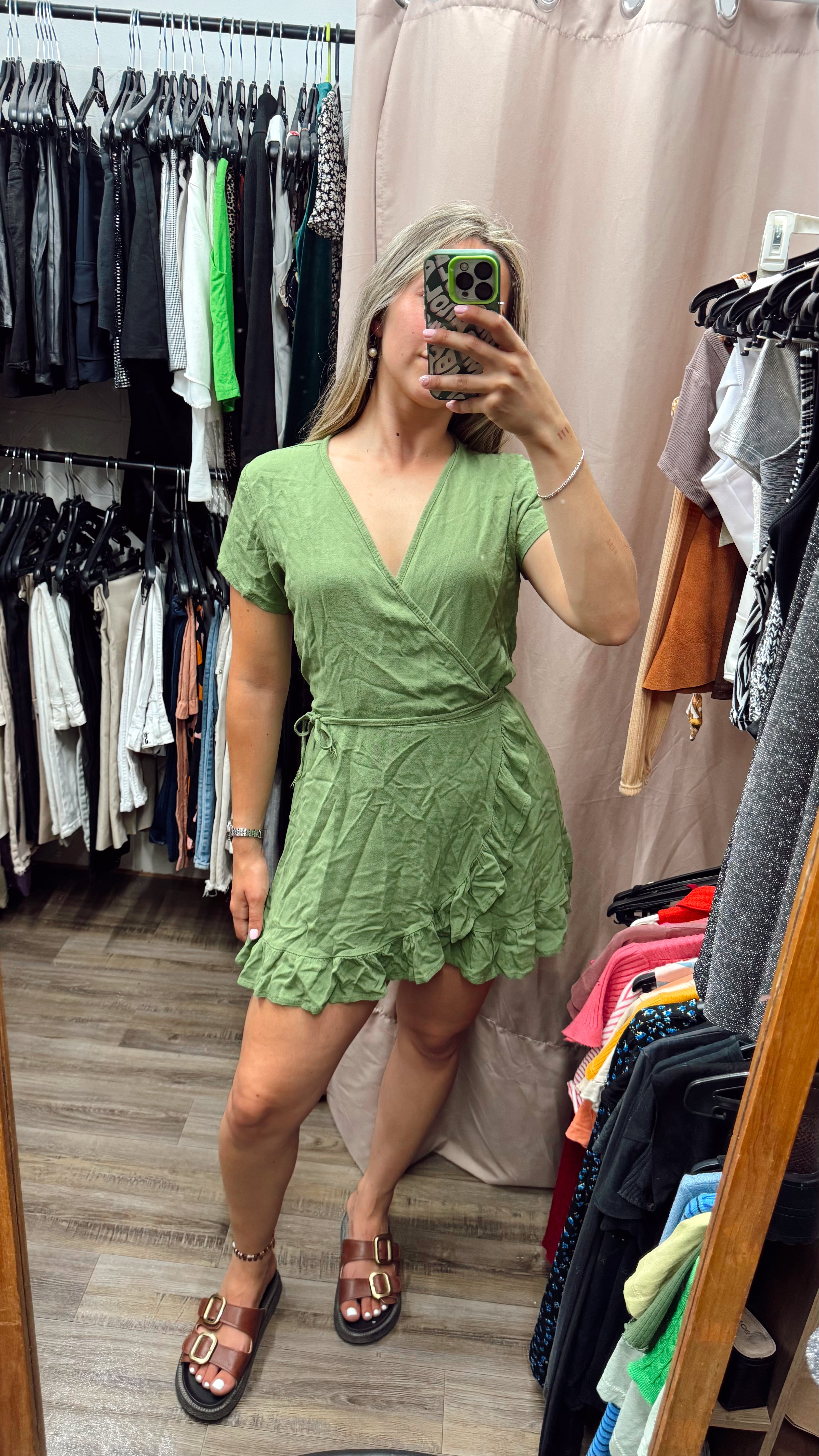 Vestido verde cruzado
