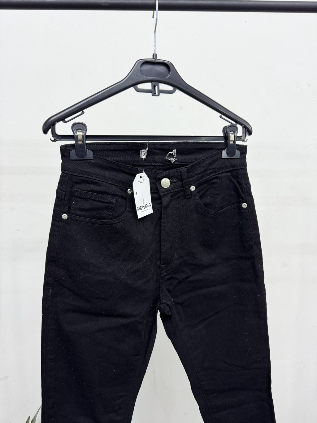 Jean negro ZARA man talle 40