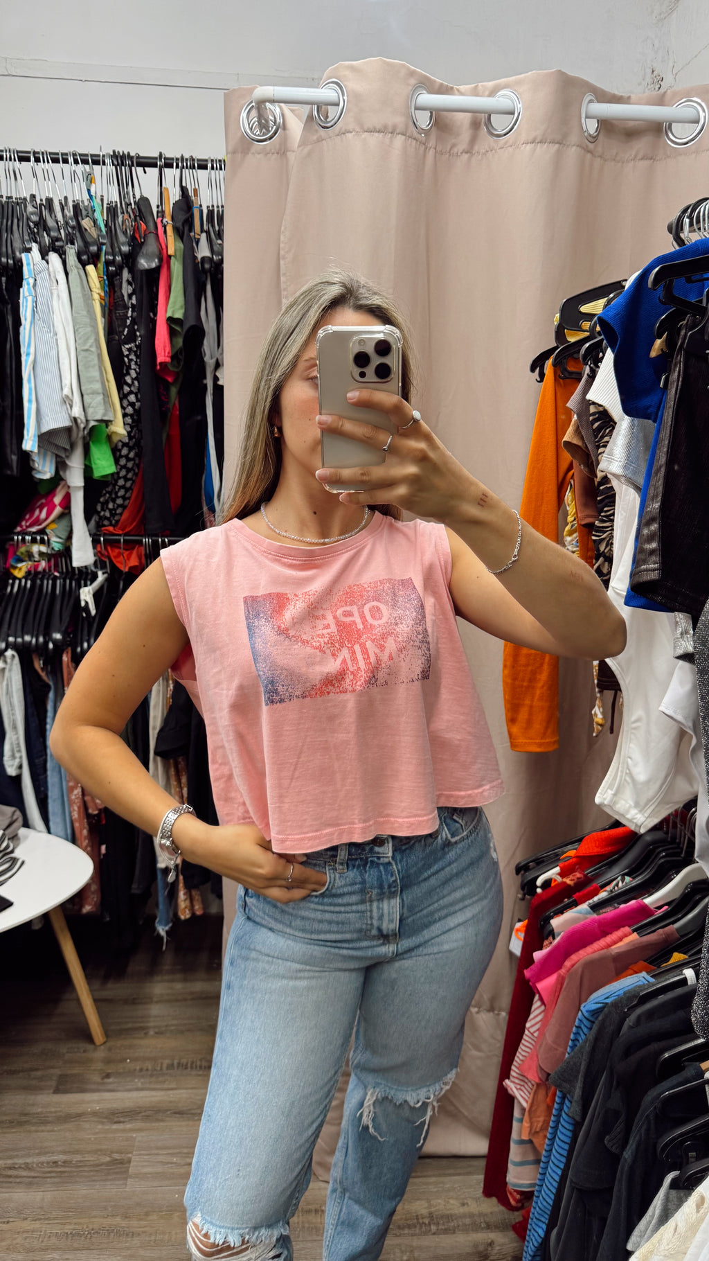 Top musculosa rosado