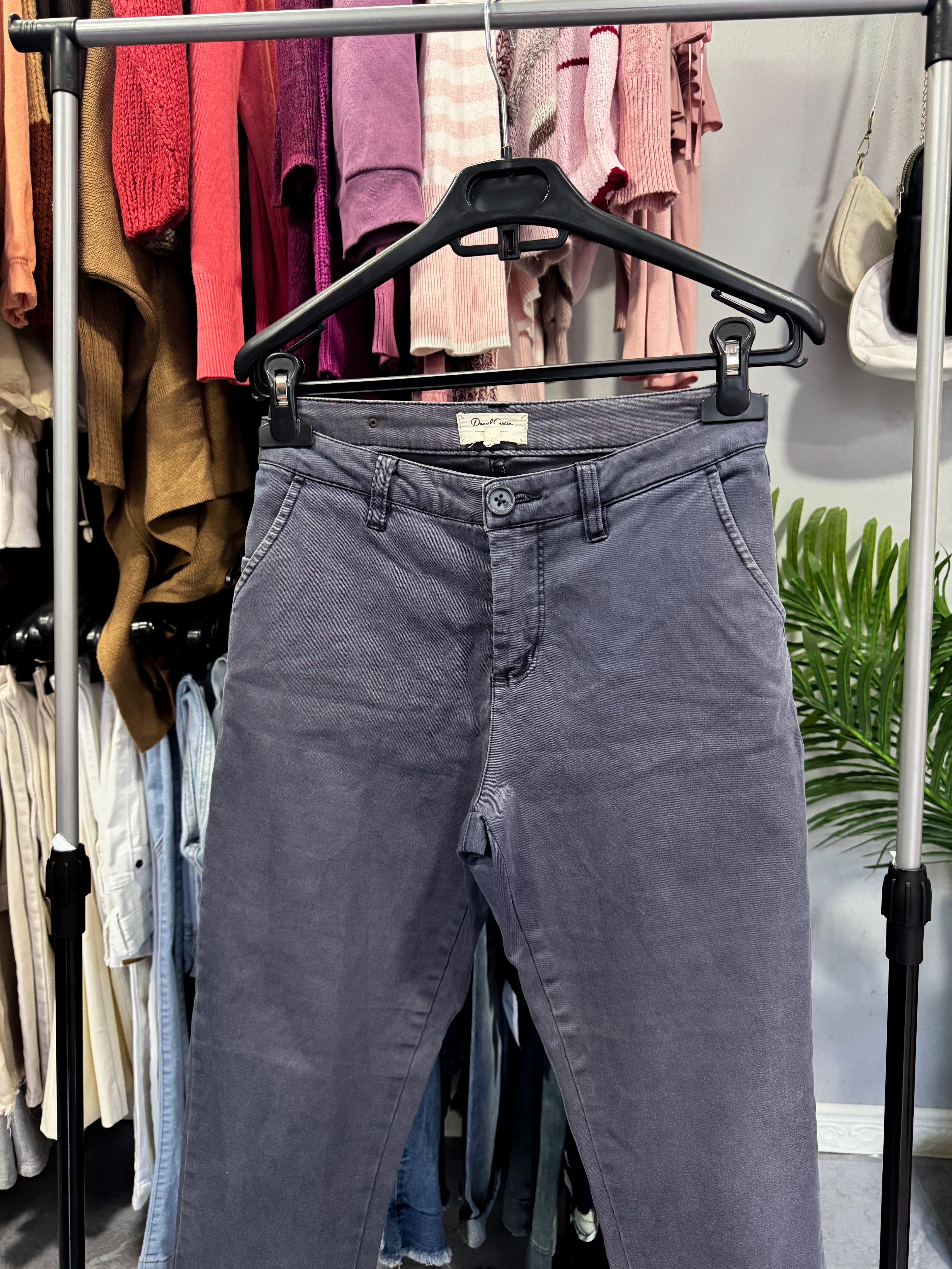 Pantalon azul de oficina
