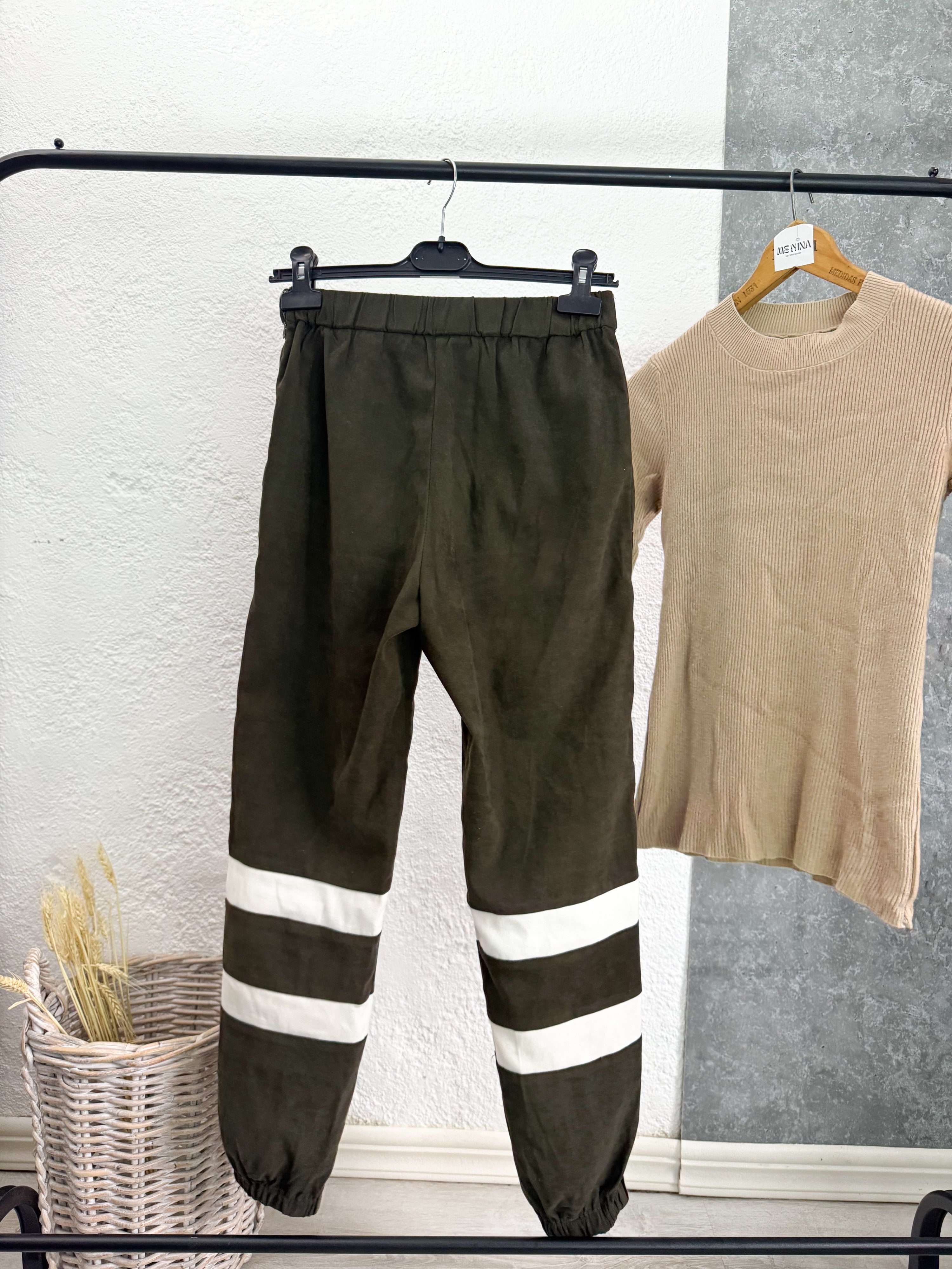 Pantalón Bellmur verde militar