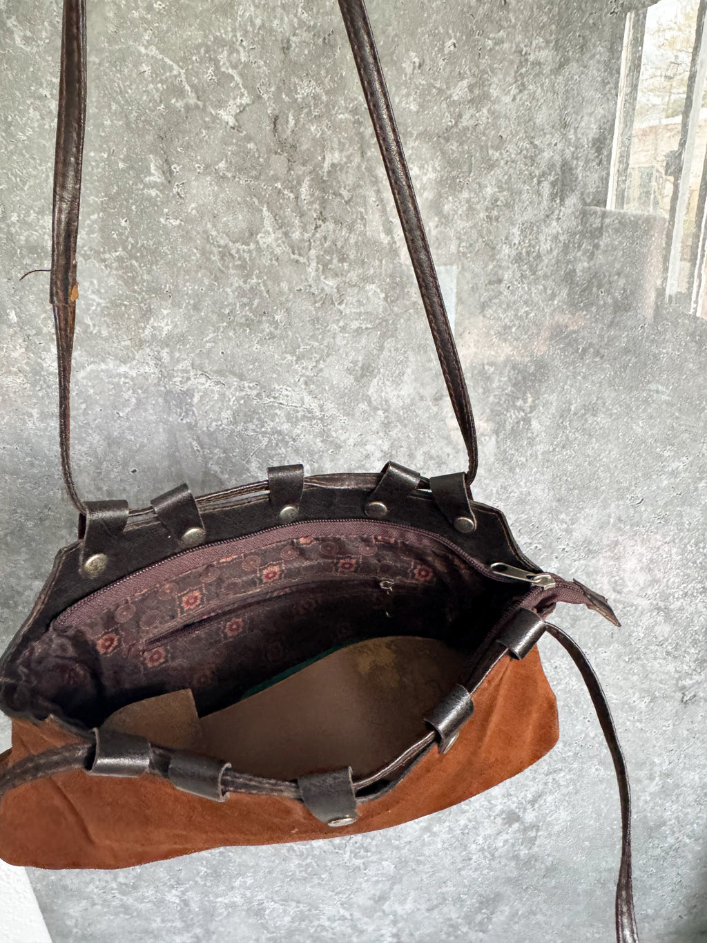 Cartera de cuero marrón