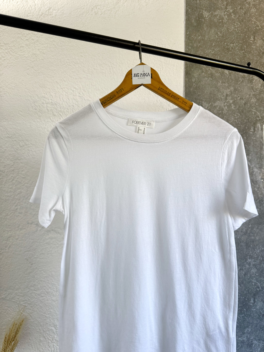 Remera blanca Básica