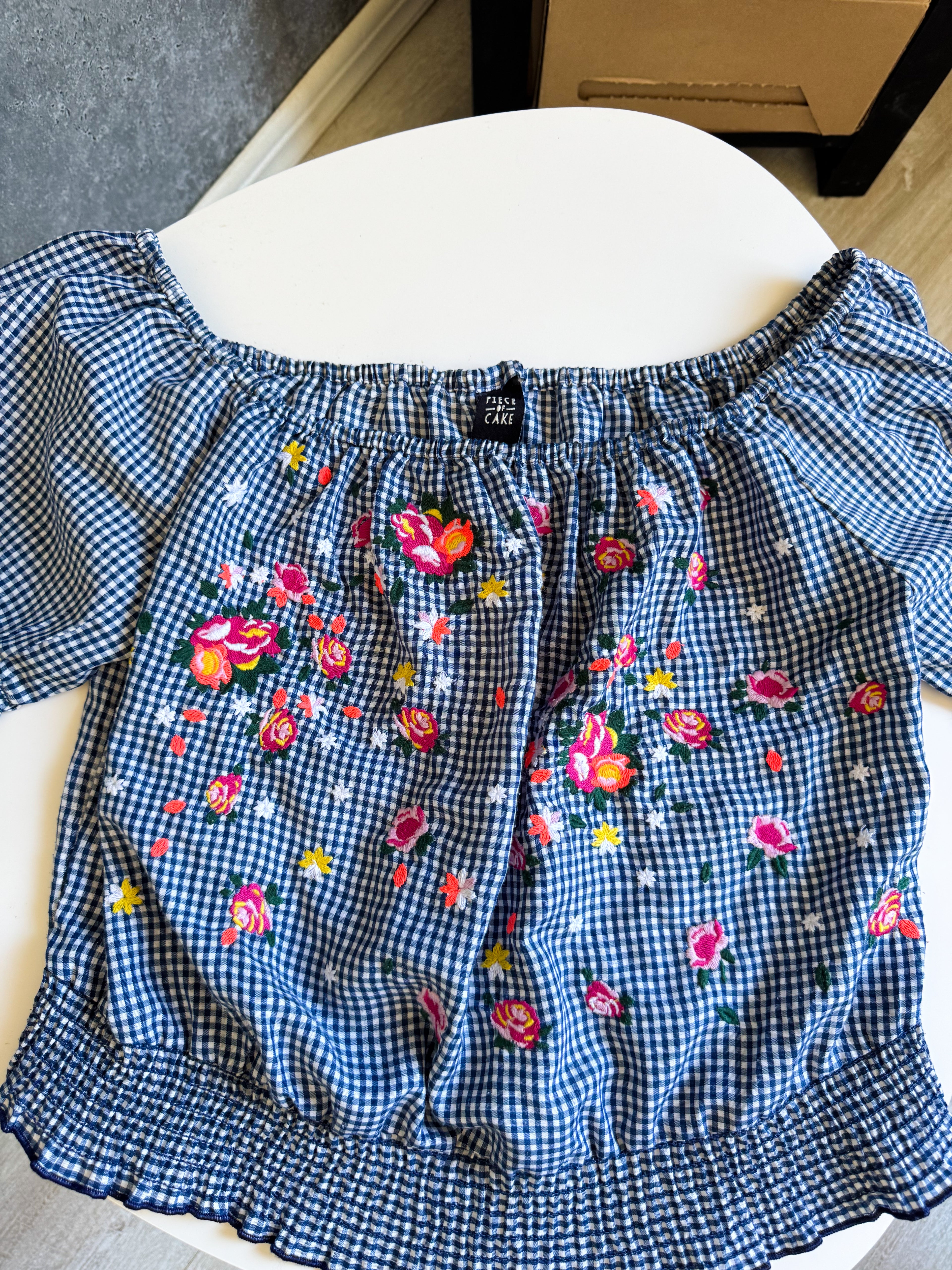 Blusa a cuadros con flores