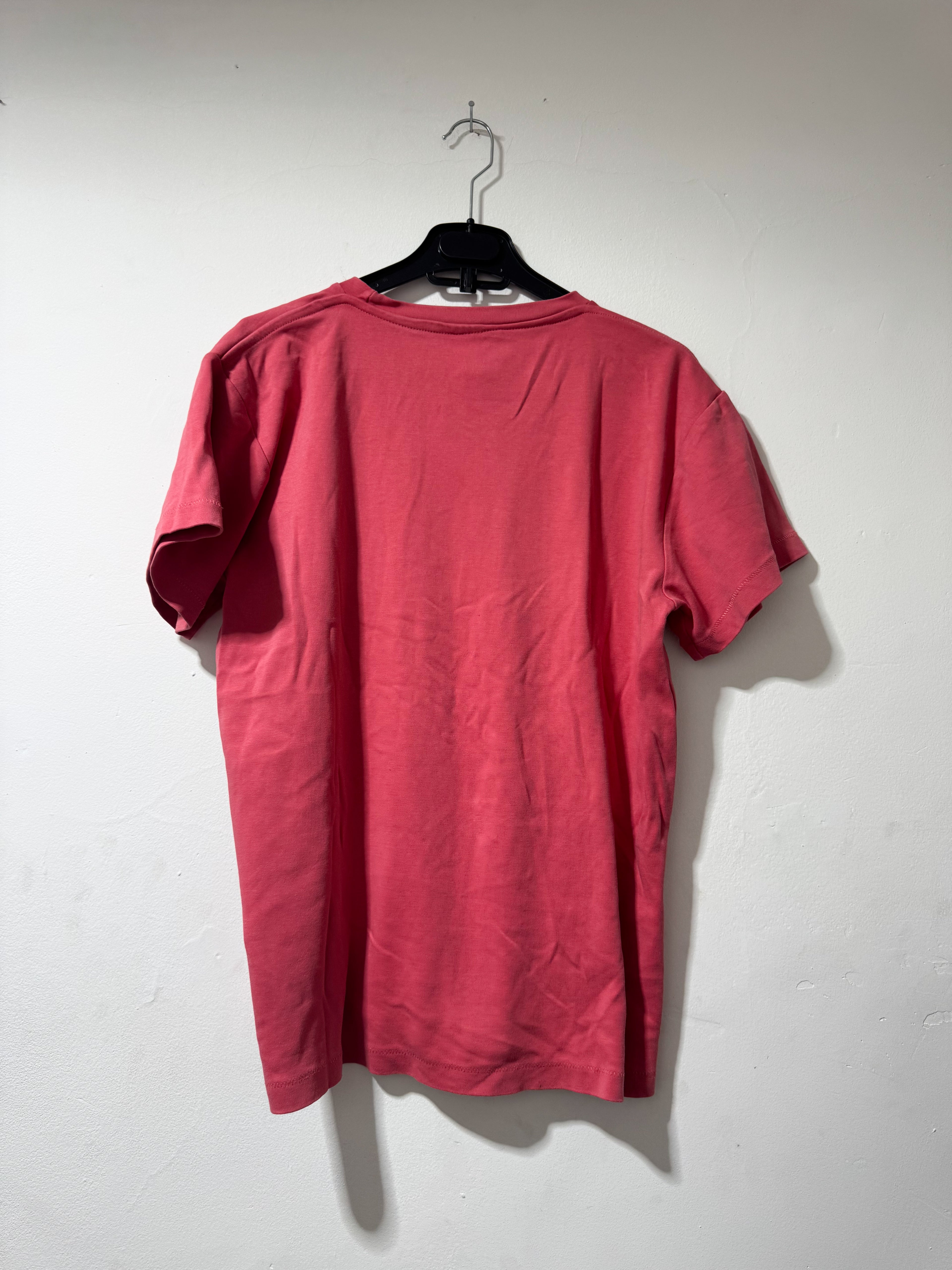 Remera rosada tela gruesita