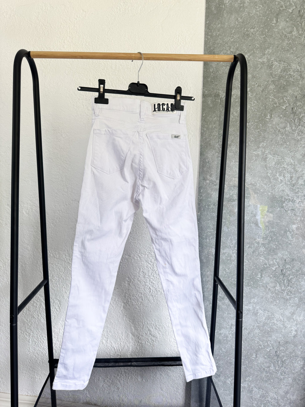 Jean blanco LAS LOCAS