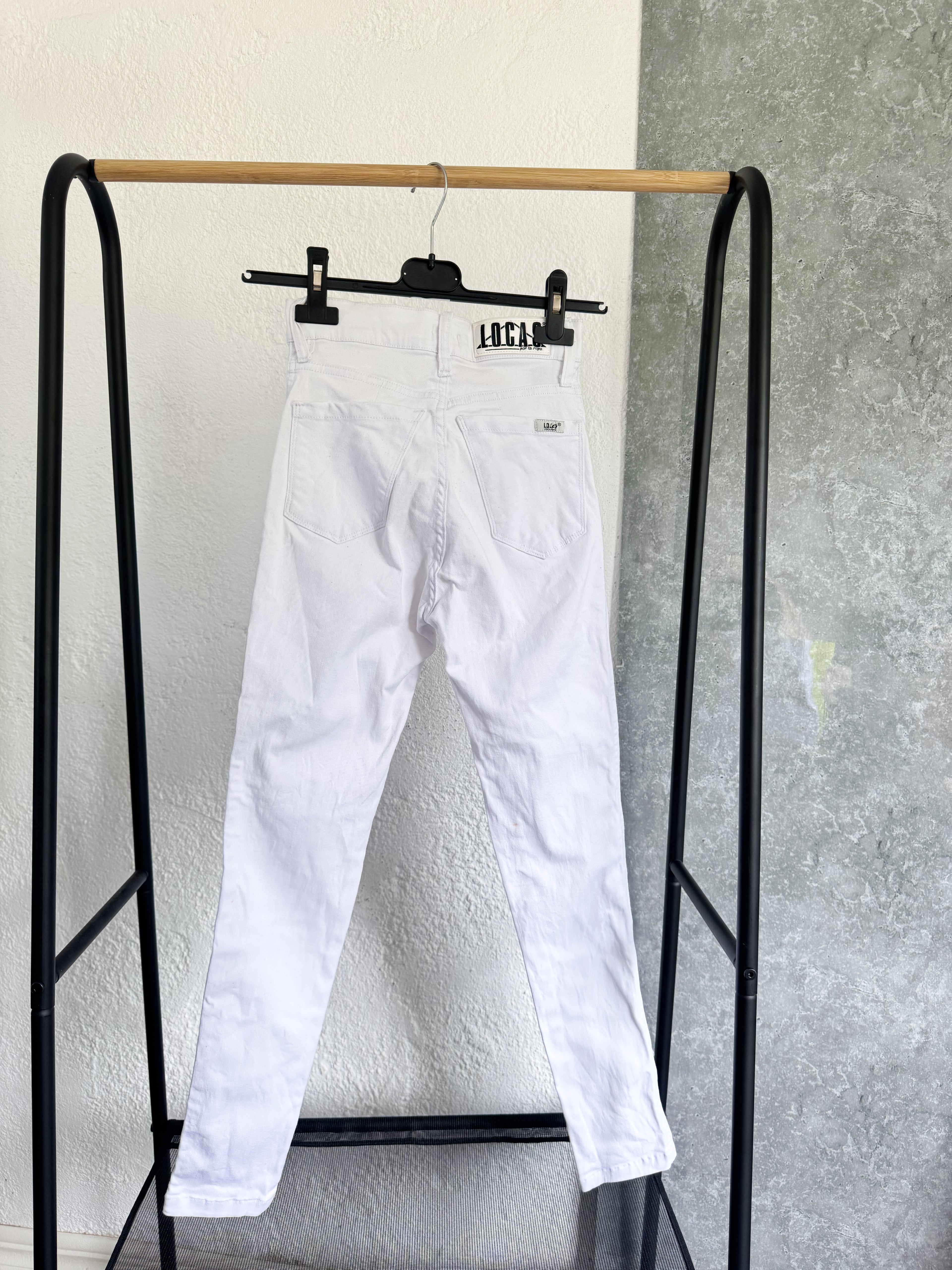 Jean blanco LAS LOCAS