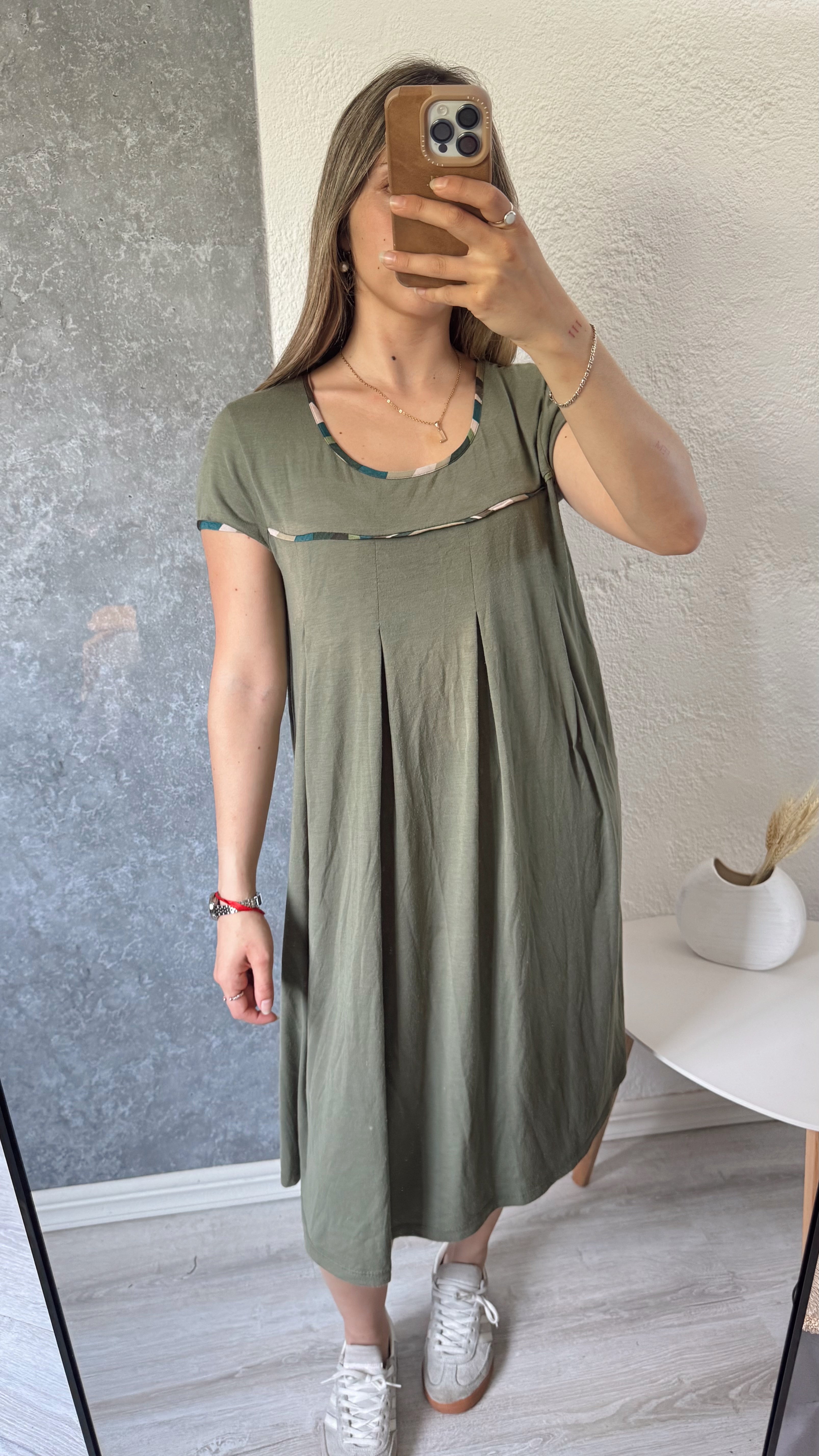 Vestido verde de Victoria M. Ortiz