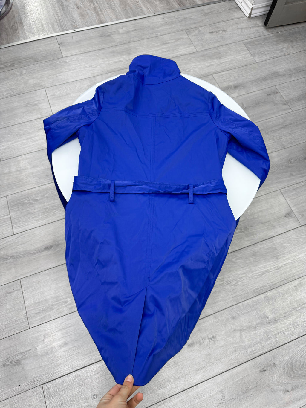 Chaqueta impermeable azul