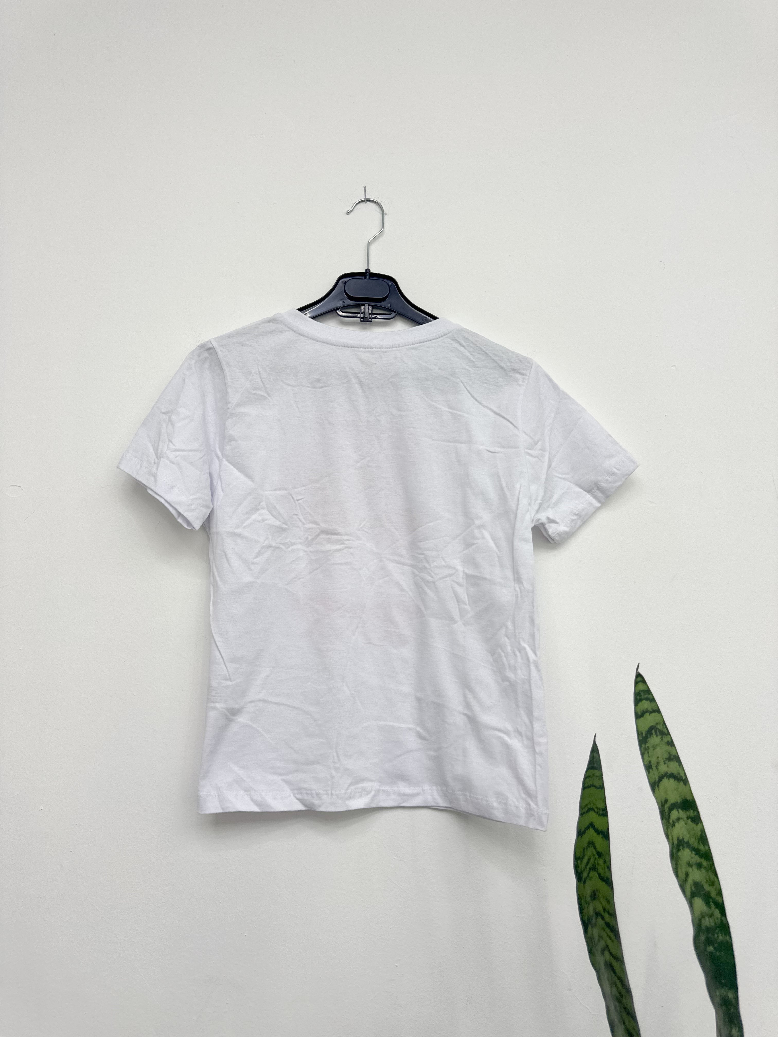 Remera NUEVA blanca con diseño de lentes