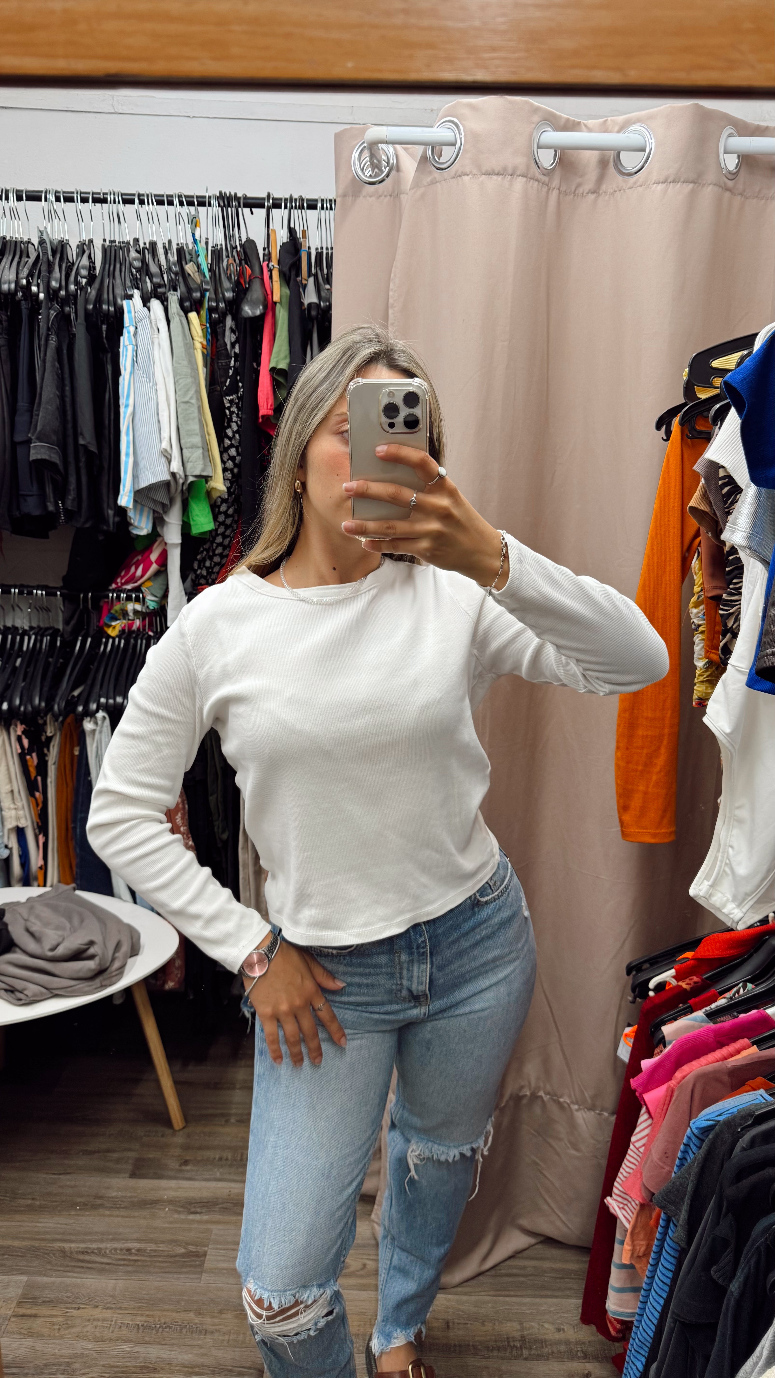 Remera básica blanca manga larga
