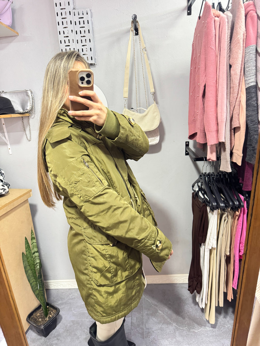 Campera de abrigo verde aceituna