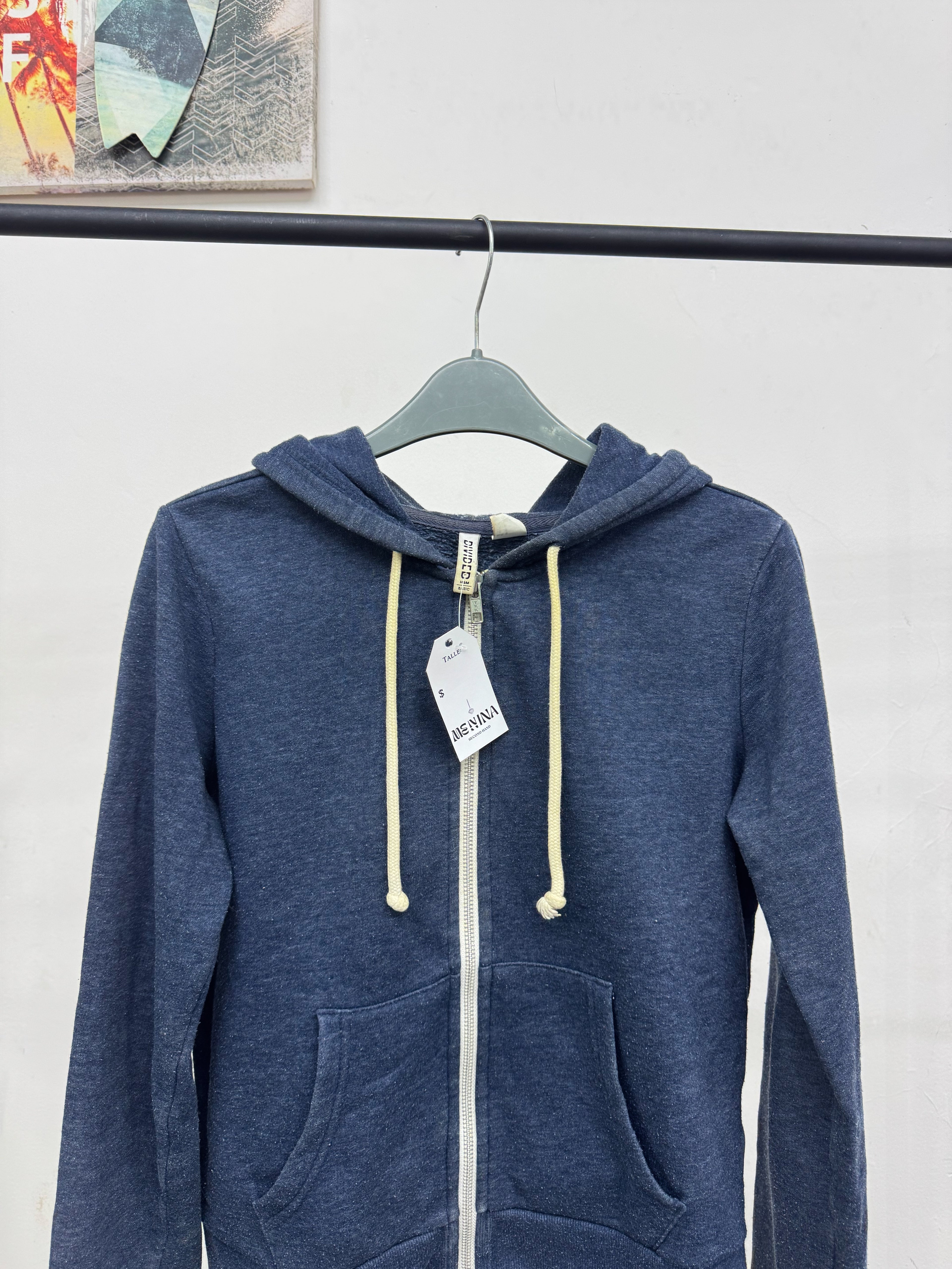 Campera deportiva azul