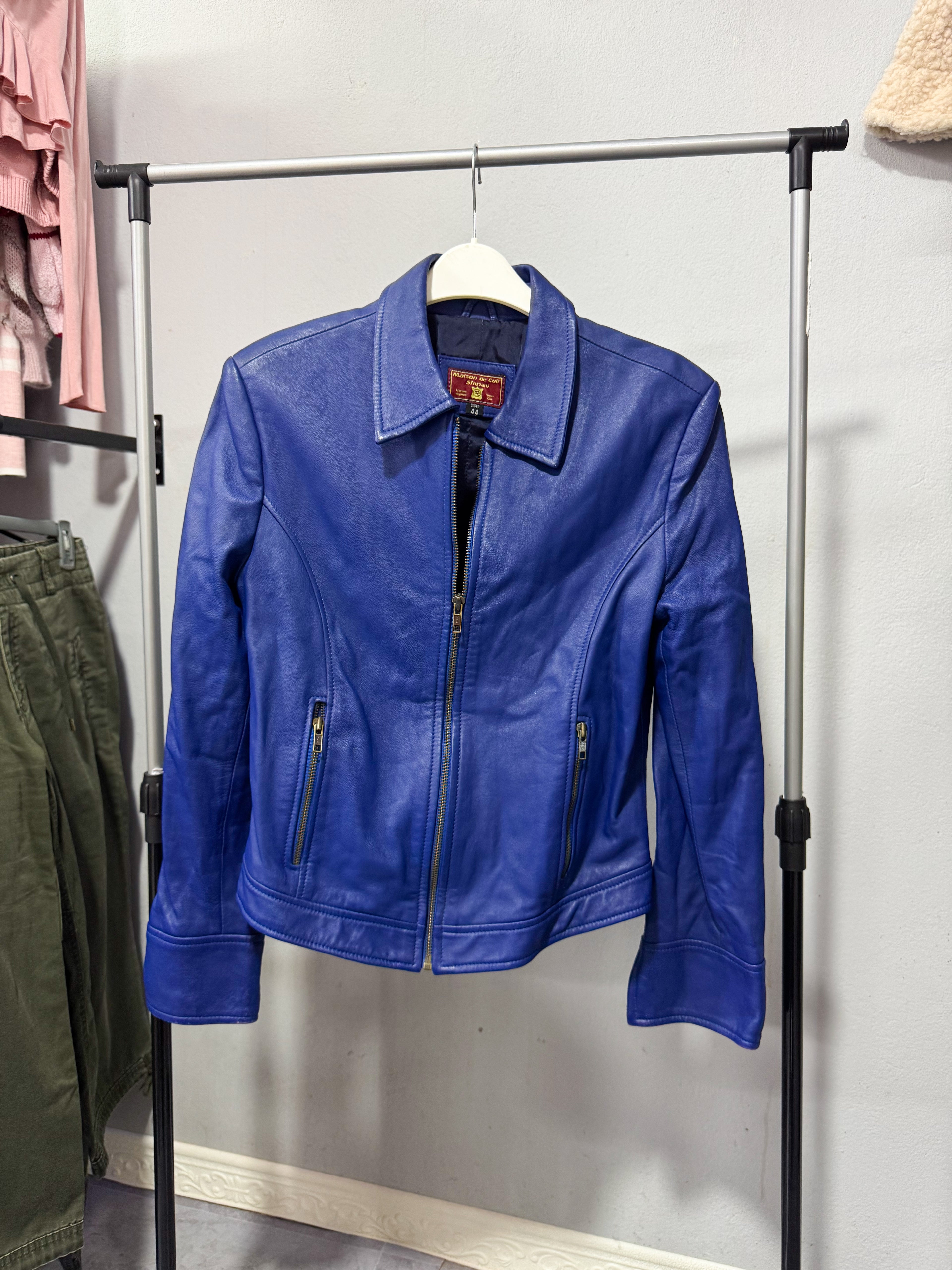 Chaqueta de cuero azul