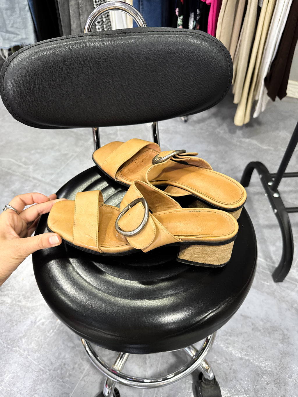 Sandalias marron clarito Daniel Cassin