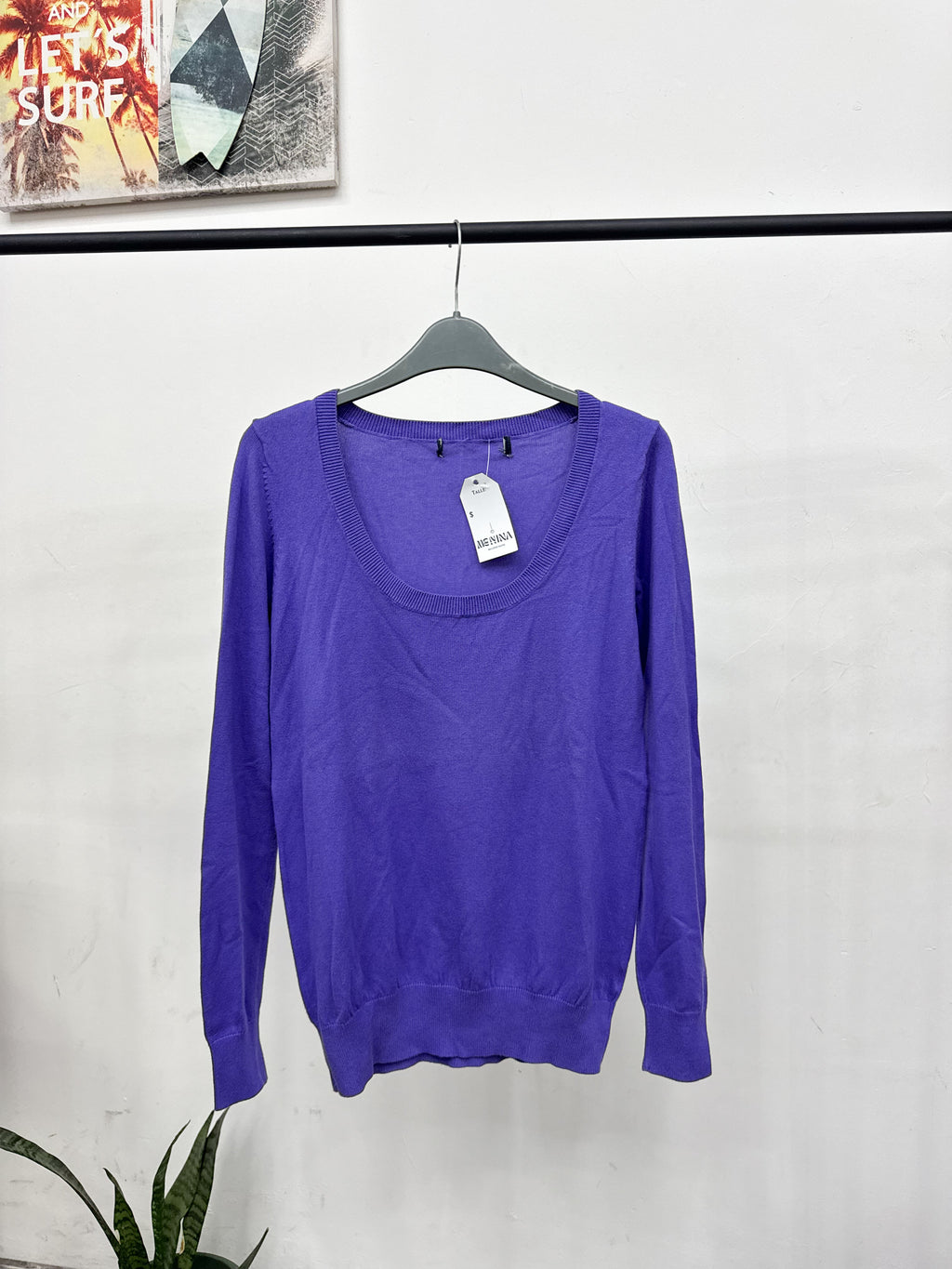 Buzo básico de hilo violeta