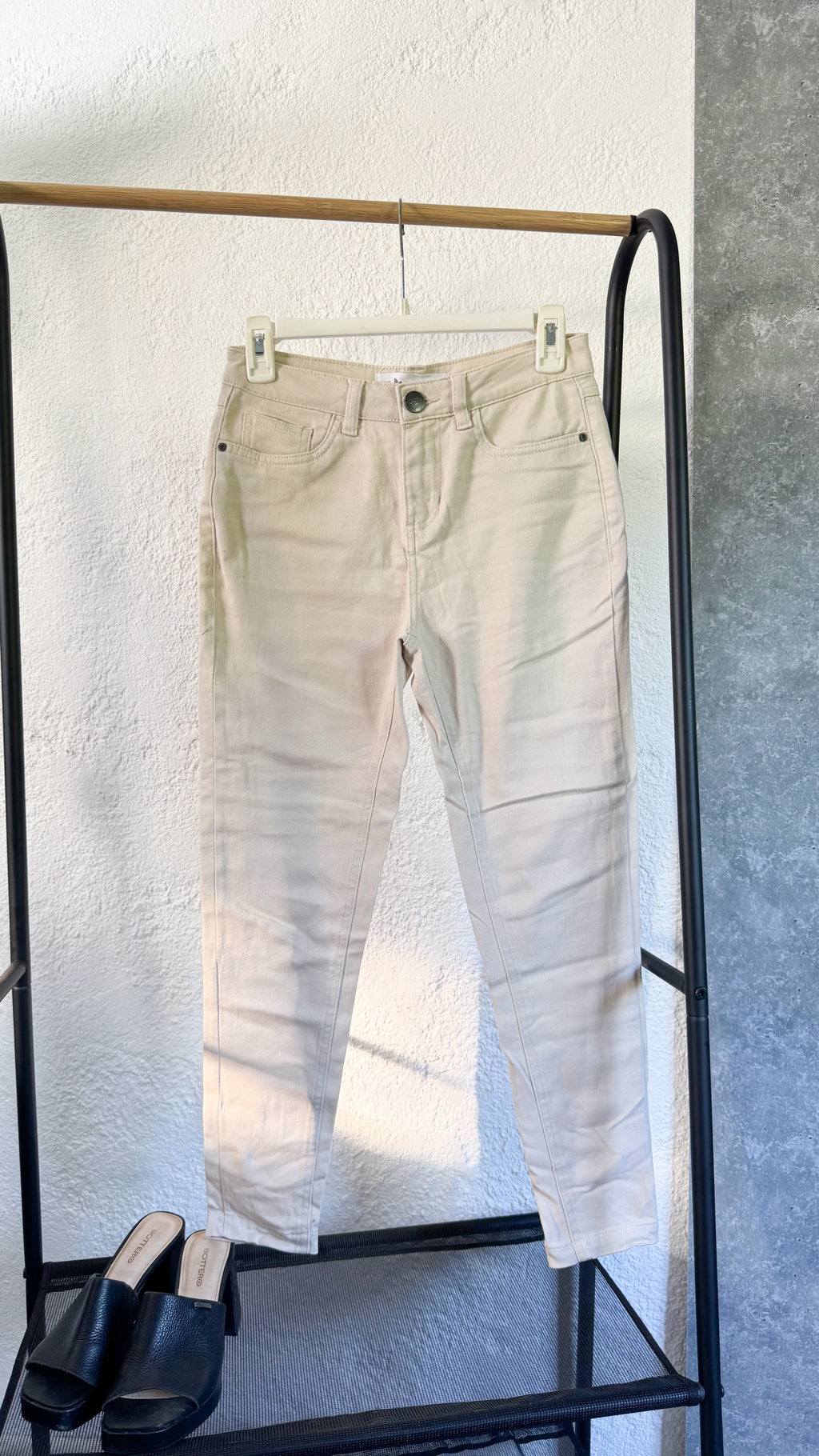 Pantalón beige Daniel Cassin