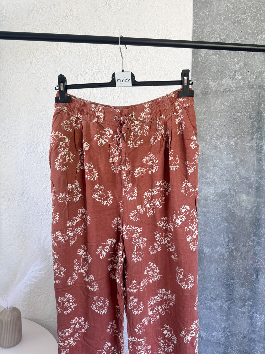 Pantalón de tela fresca