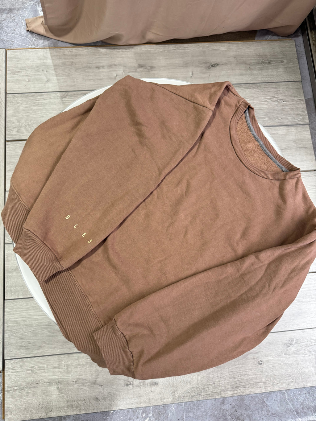 Buzo deportivo BLESSED *con detalle