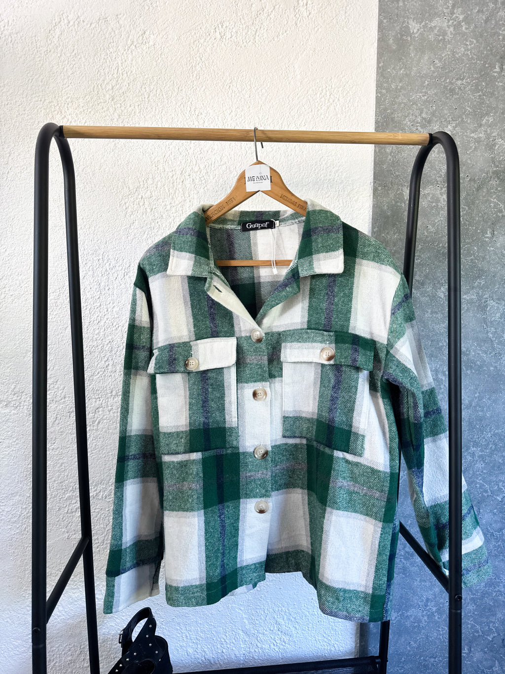 Chaqueta a cuadros verde y blanca