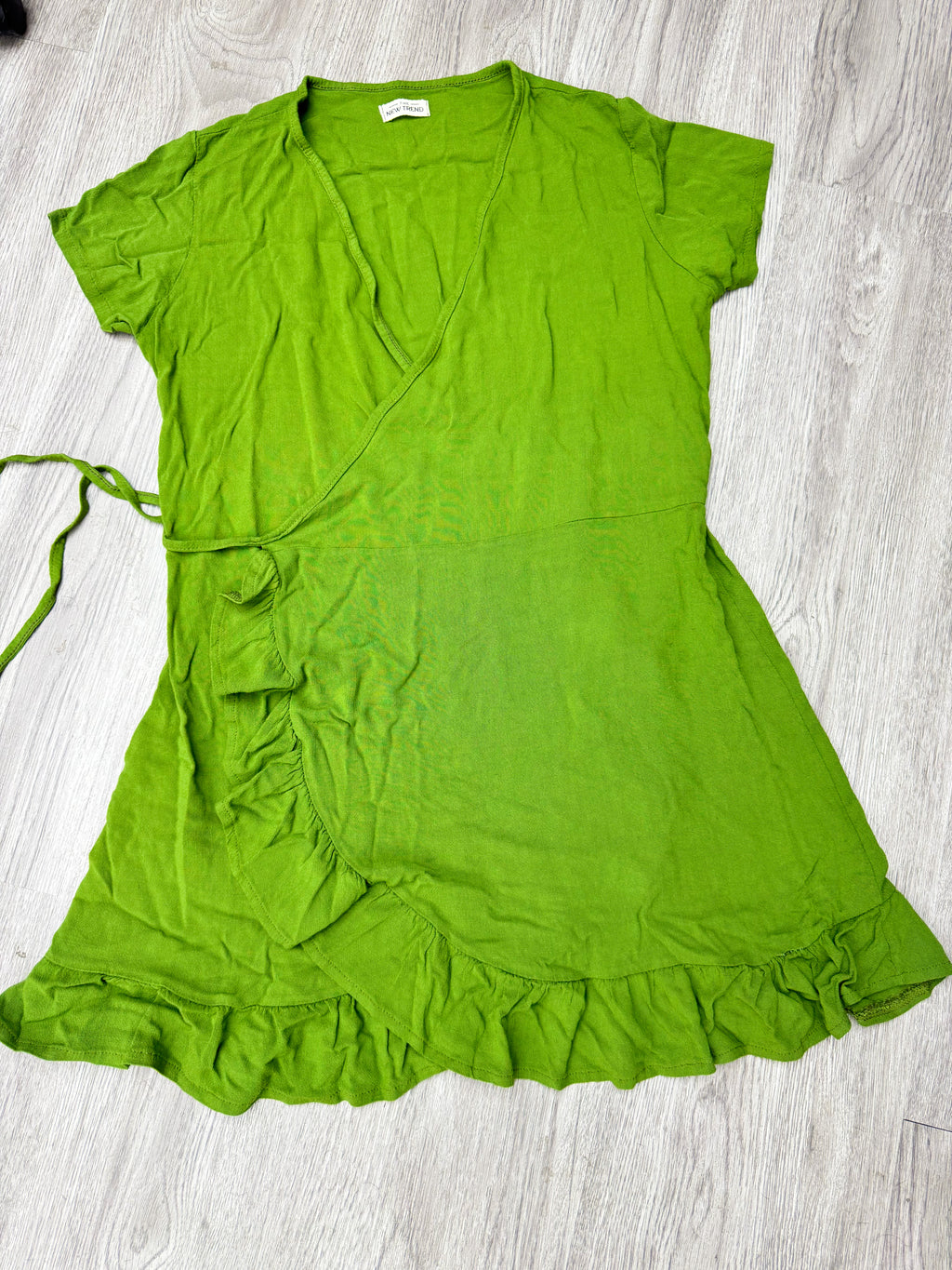 Vestido verde cruzado