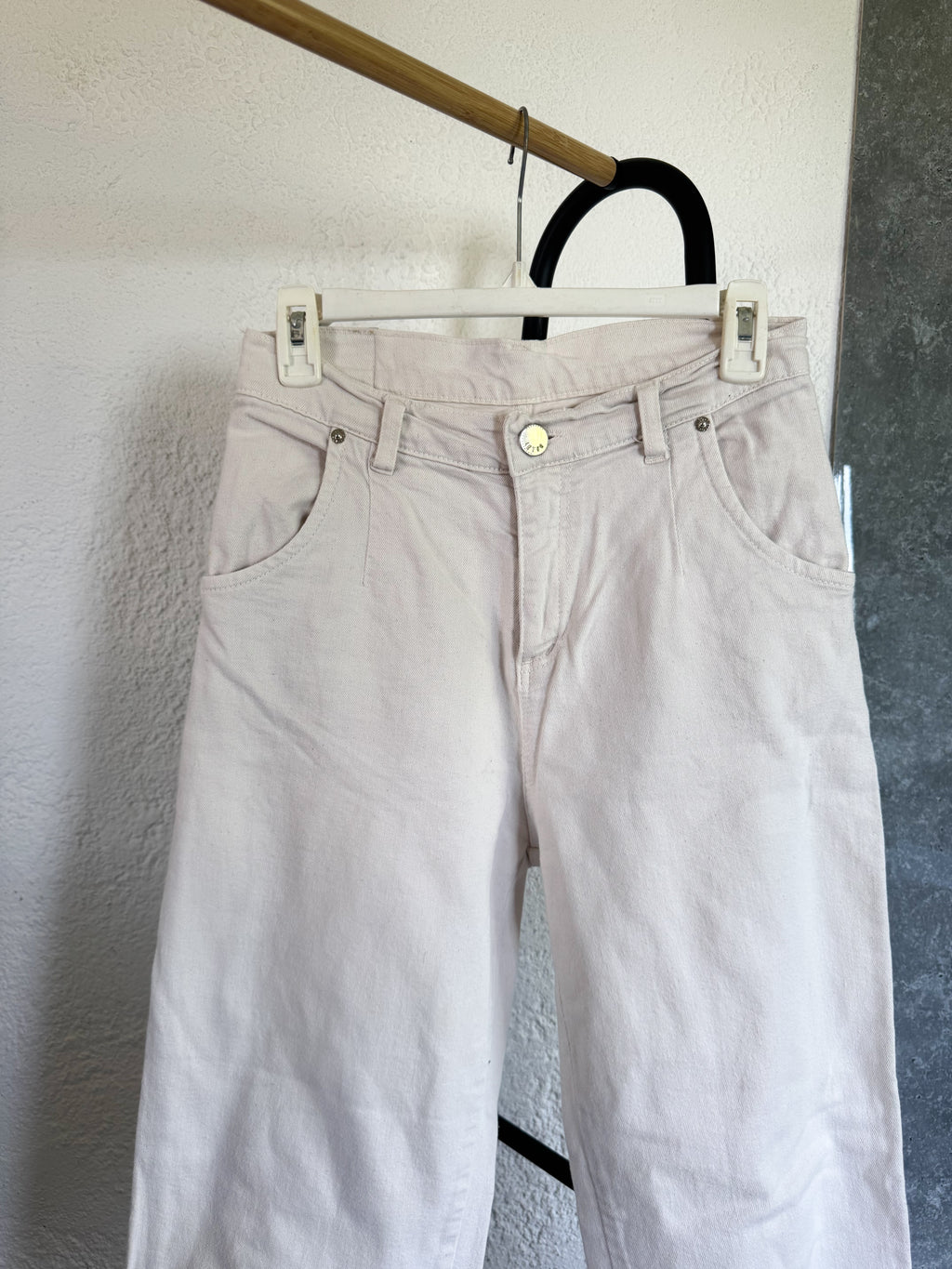 Pantalón LETSO color claro