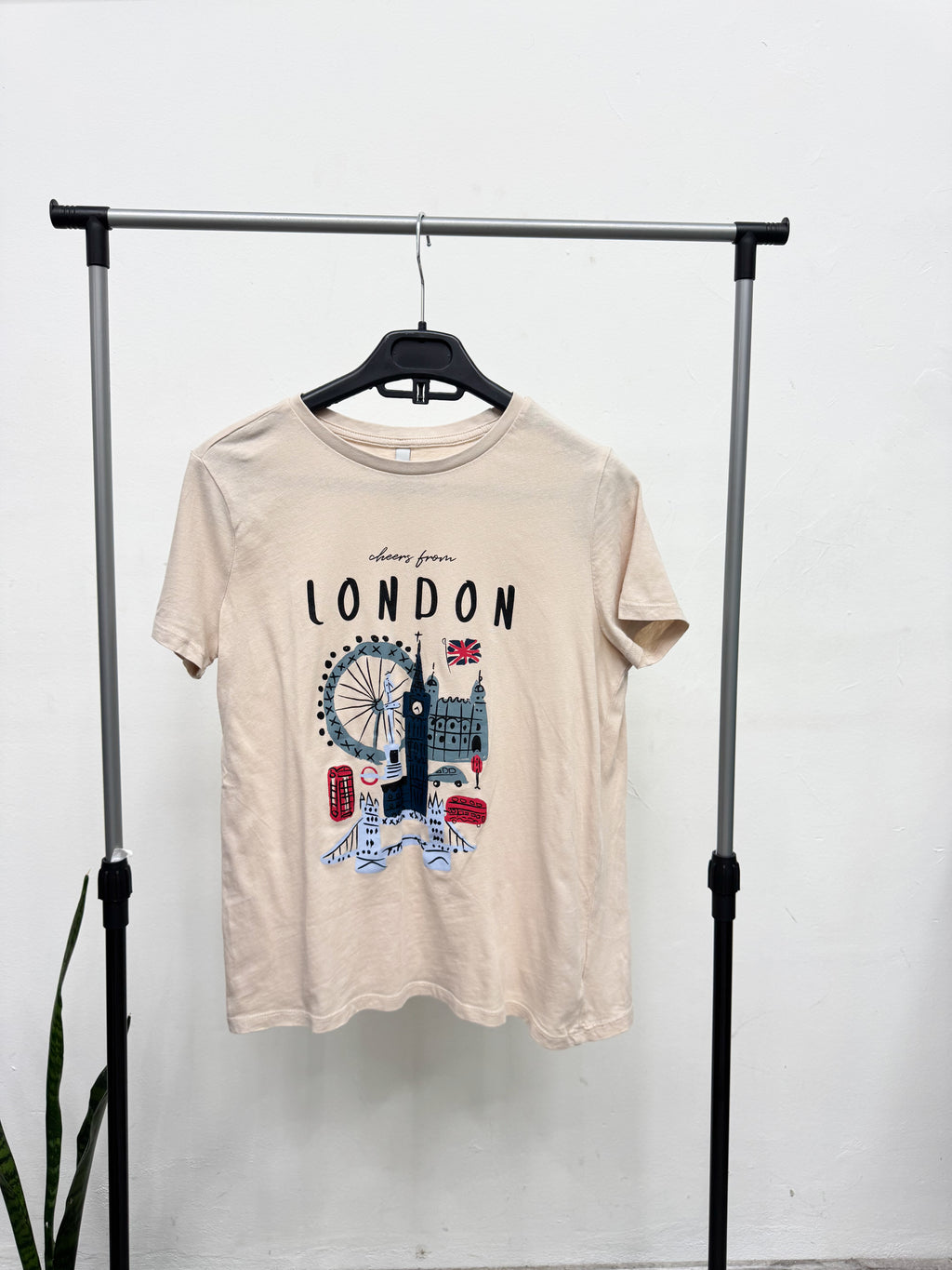 Remera LONDON manga corta