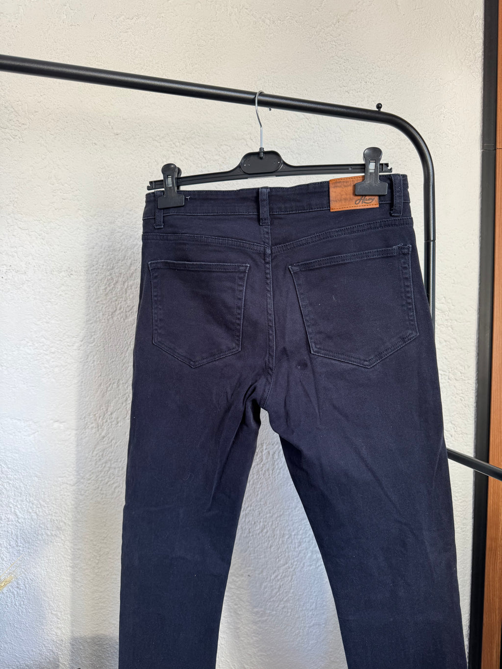 Jean azul oscuro talle 40