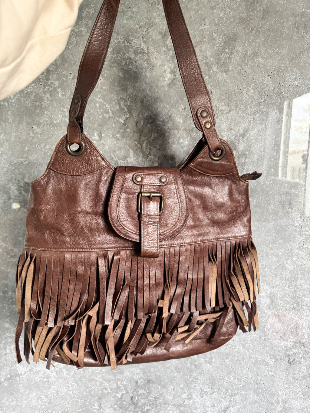 Cartera de cuero marrón Victoria M. Ortiz