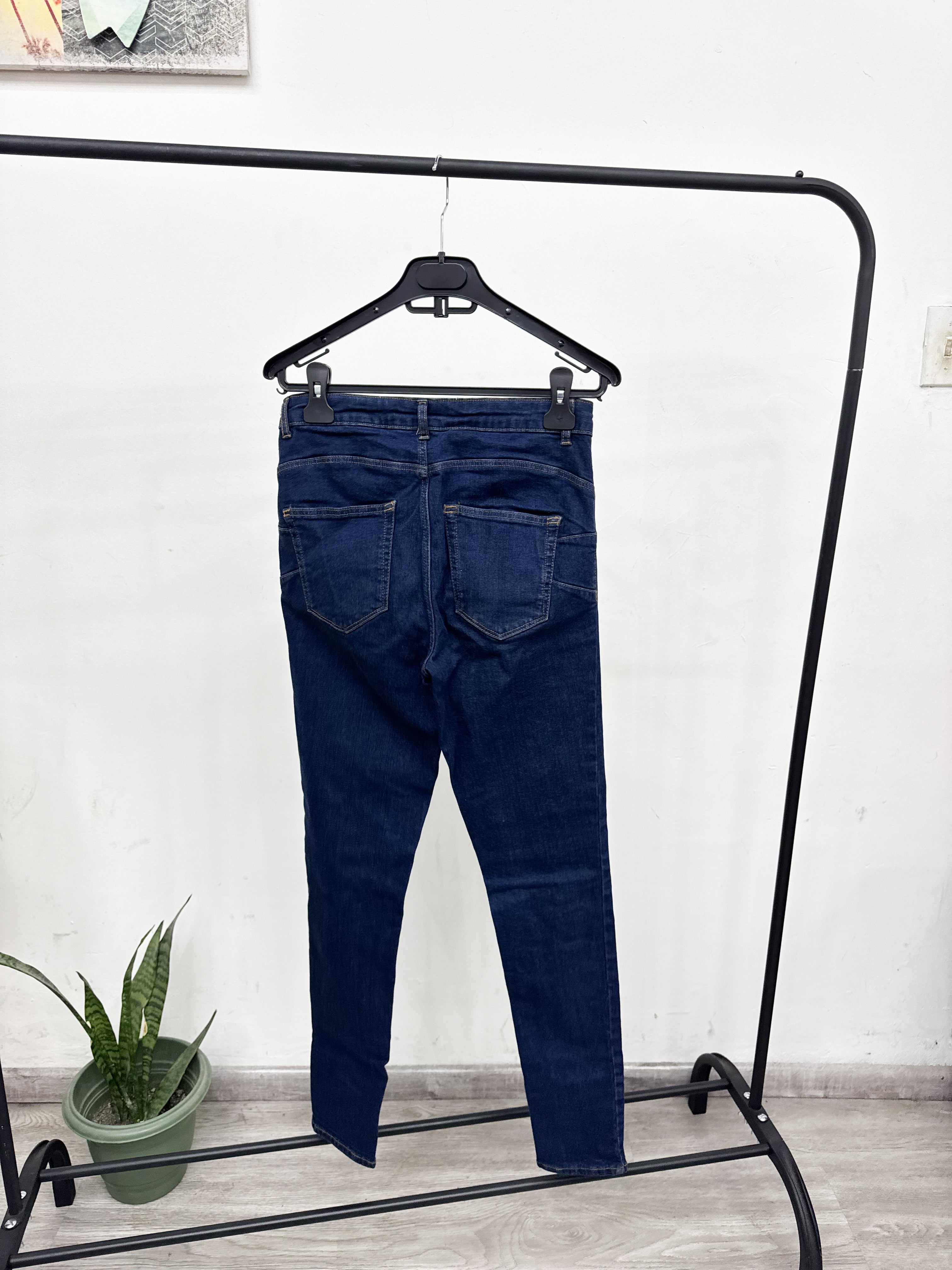 Jean Kiabi azul oscuro talle 36 alicrado