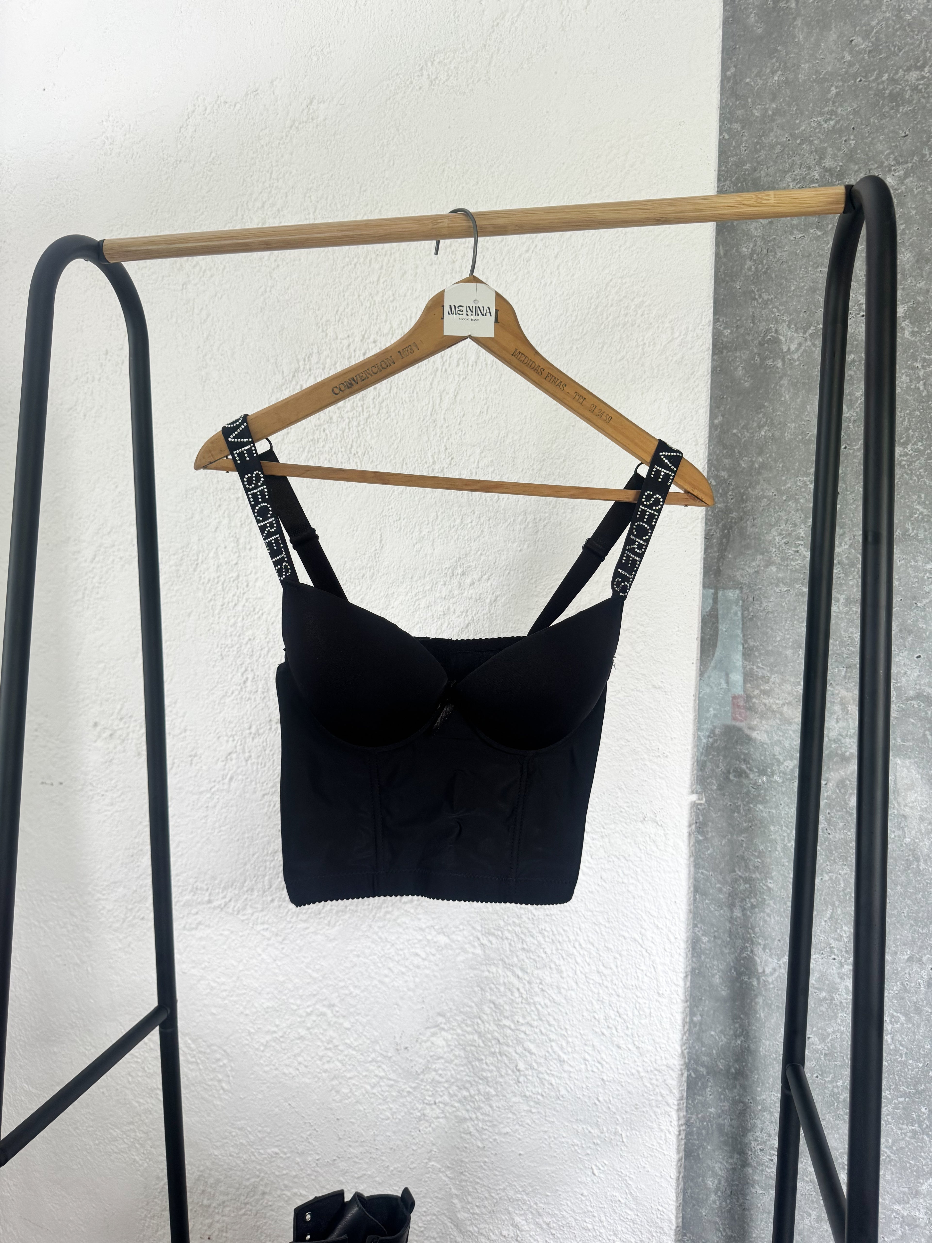 Top corset negro con push up