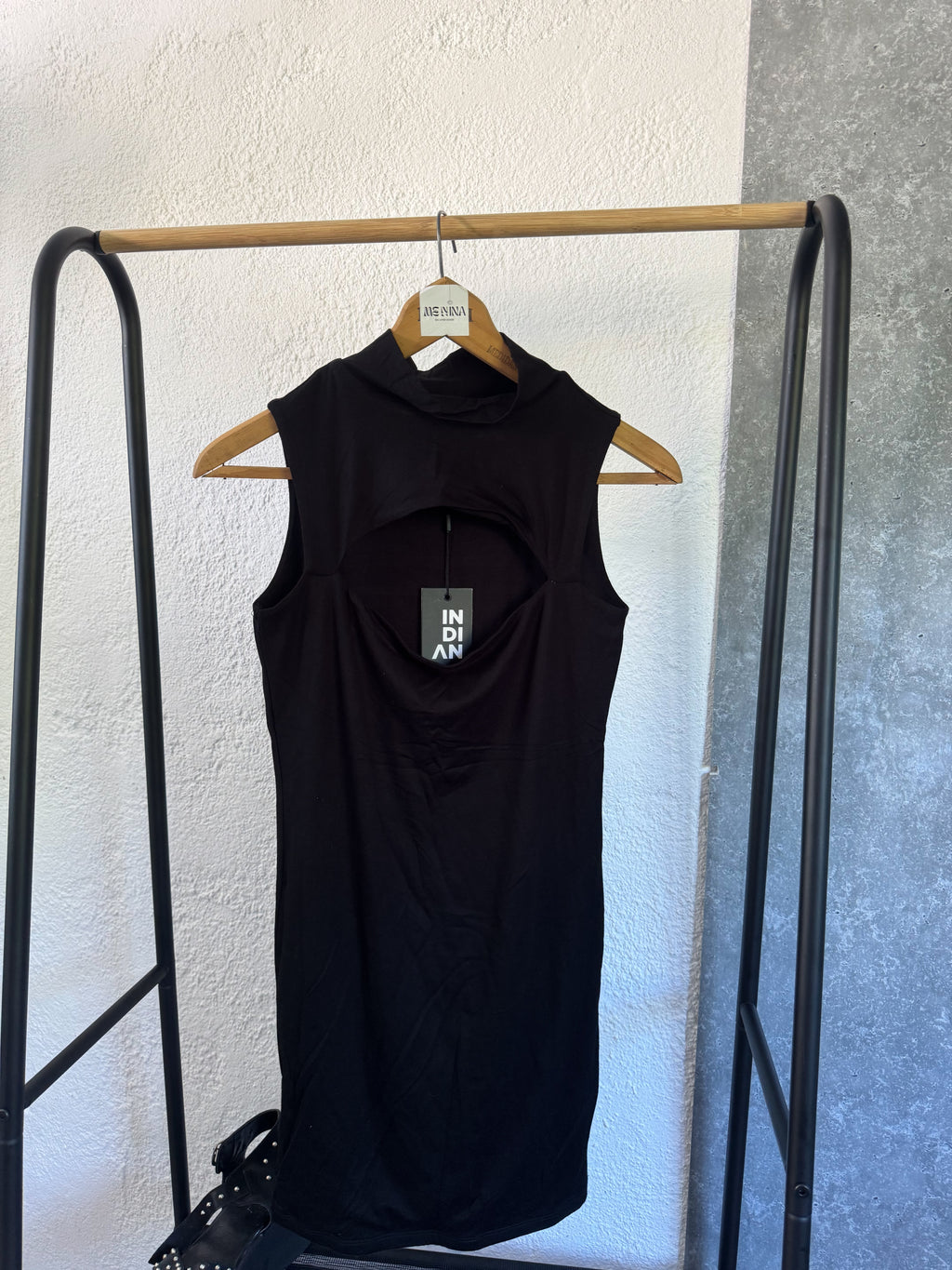 Vestido NUEVO negro Indian