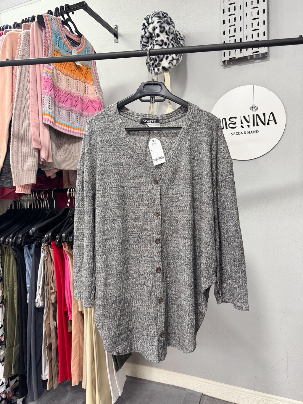 Saco gris con botones talle XL