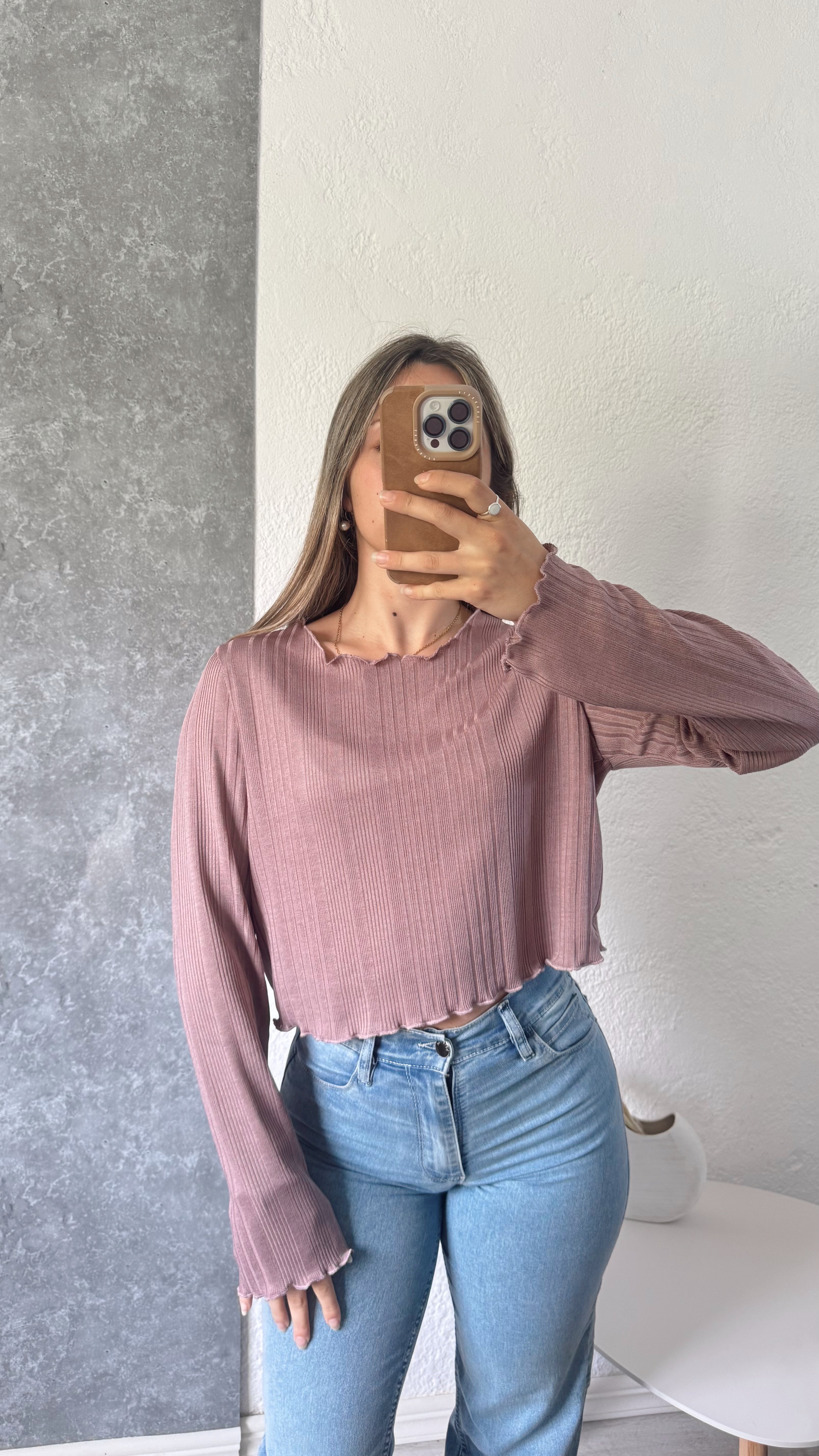 Buzo fino/ Remera de hilo color rosa viejo