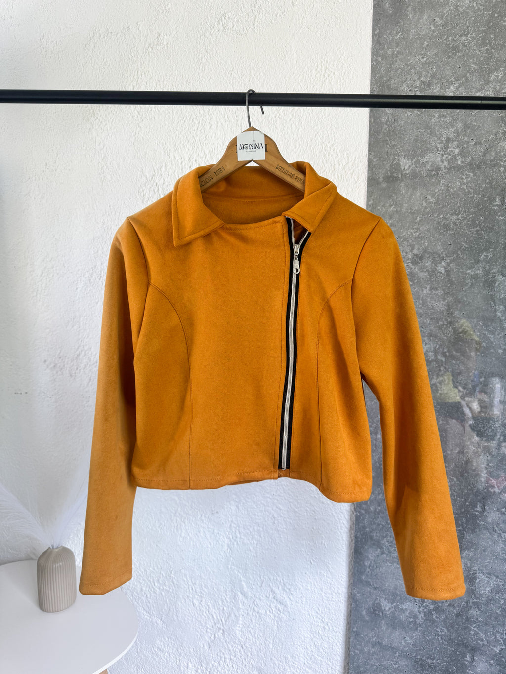 Chaqueta de gamuza talle S *con detalle