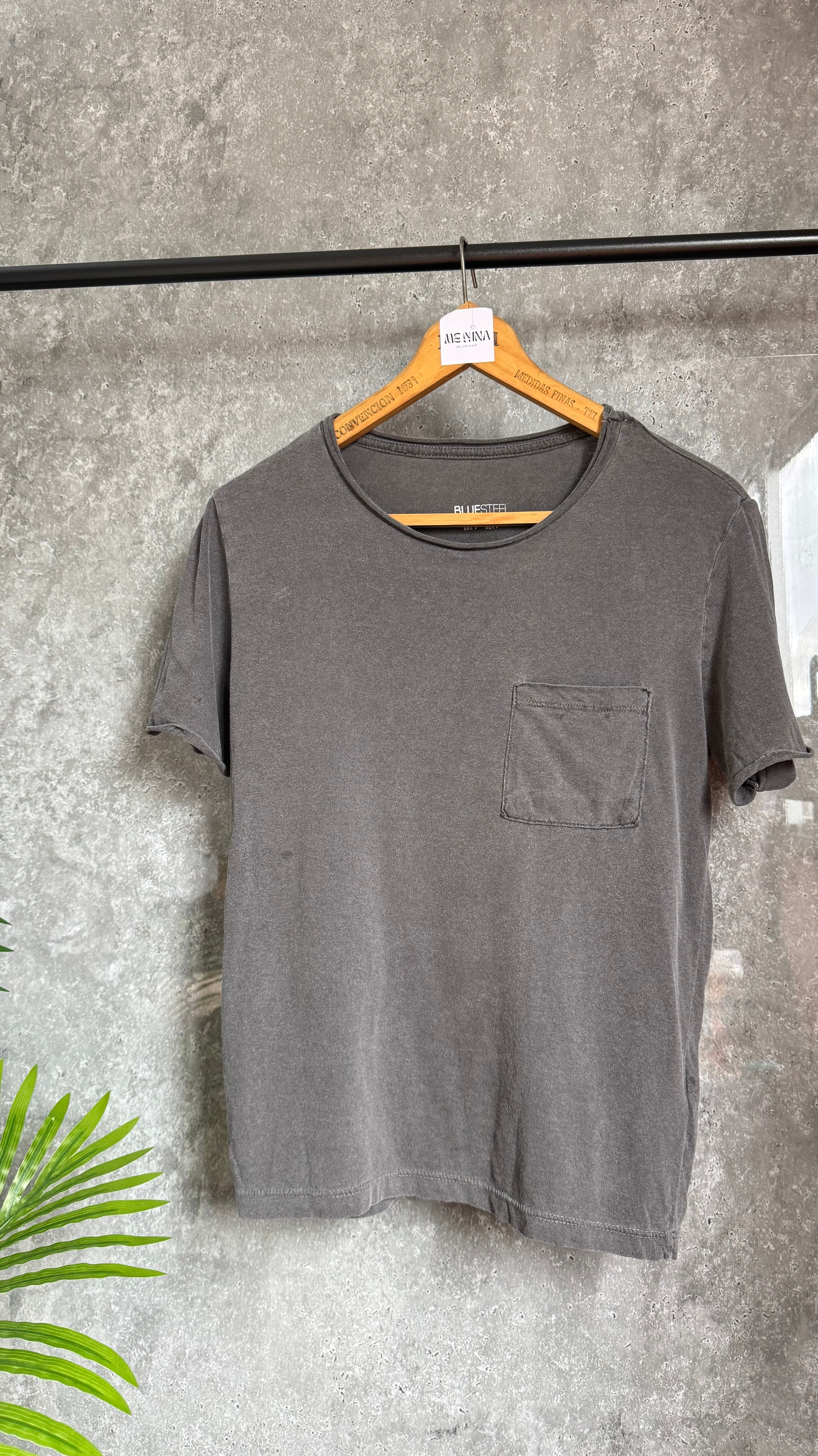 Remera gris jaspeada