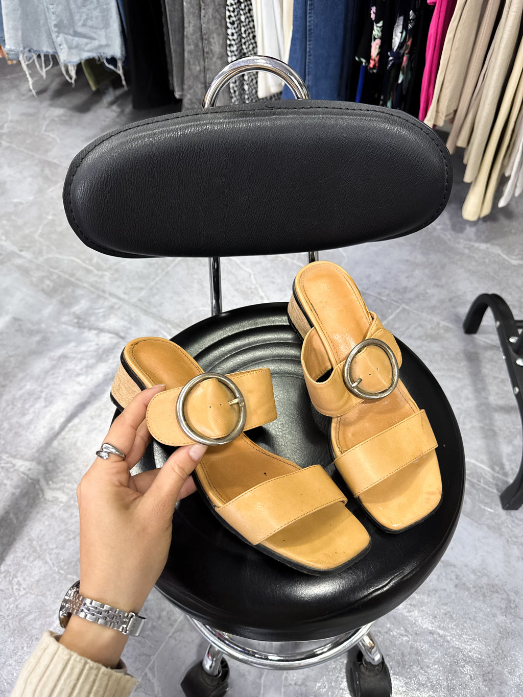 Sandalias marron clarito Daniel Cassin