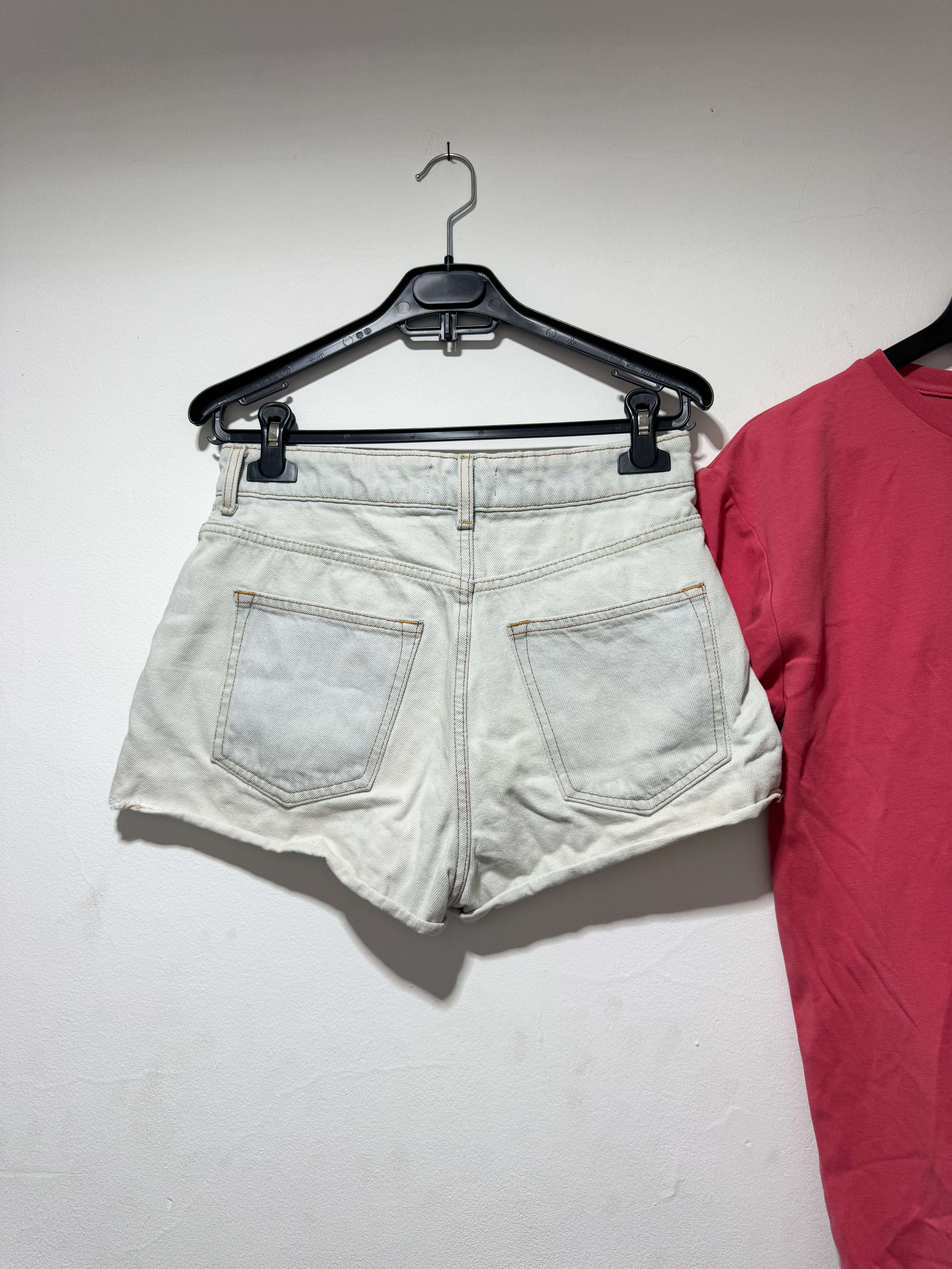 Short de jean clarito talle 38 *con detalle